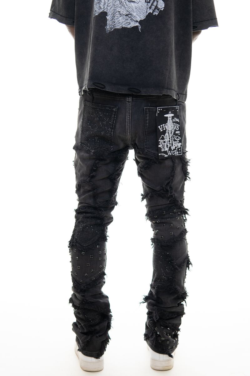 BOXY RIP & REPAIR FLARE DENIM W/ FRAY DETAILS