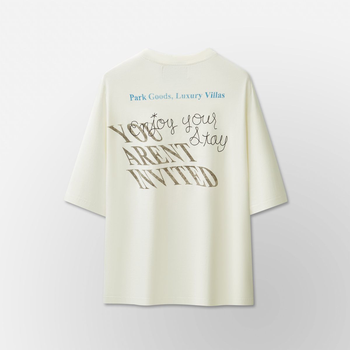 Luxury Resort- White-thumbmail-9