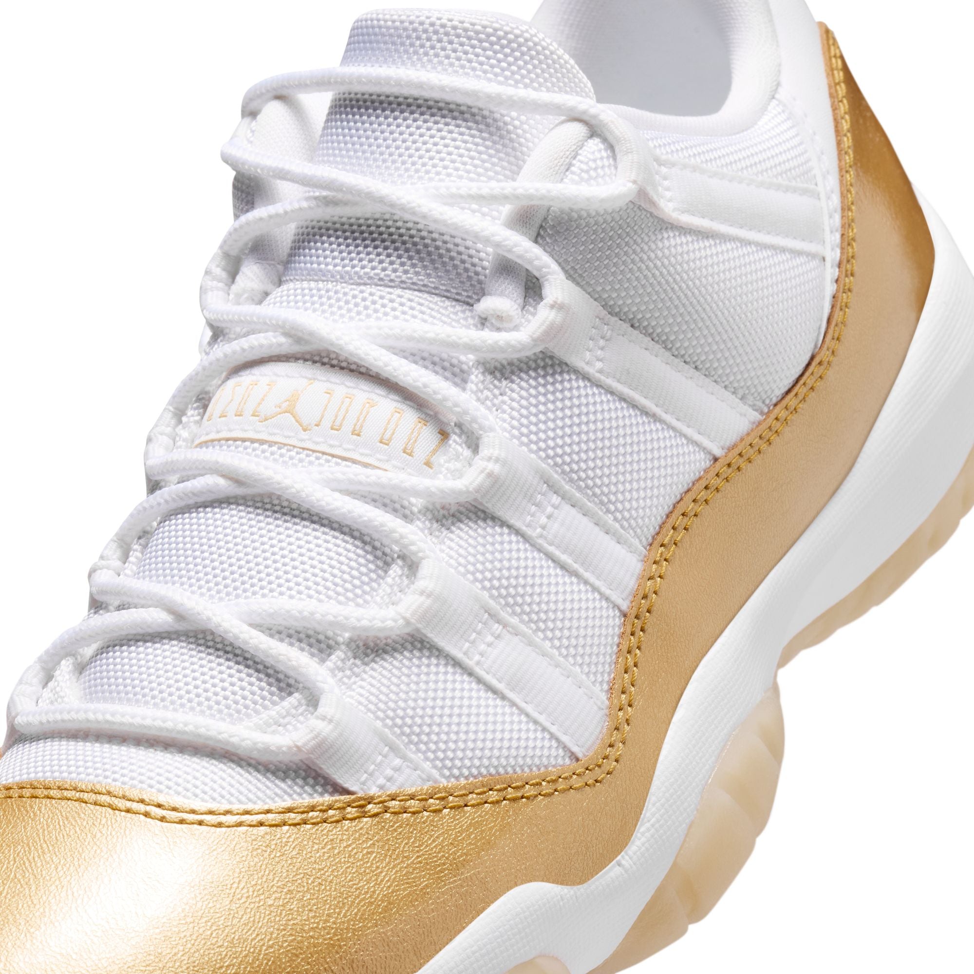 Air Jordan 11 Retro Low (W)-thumbmail-7