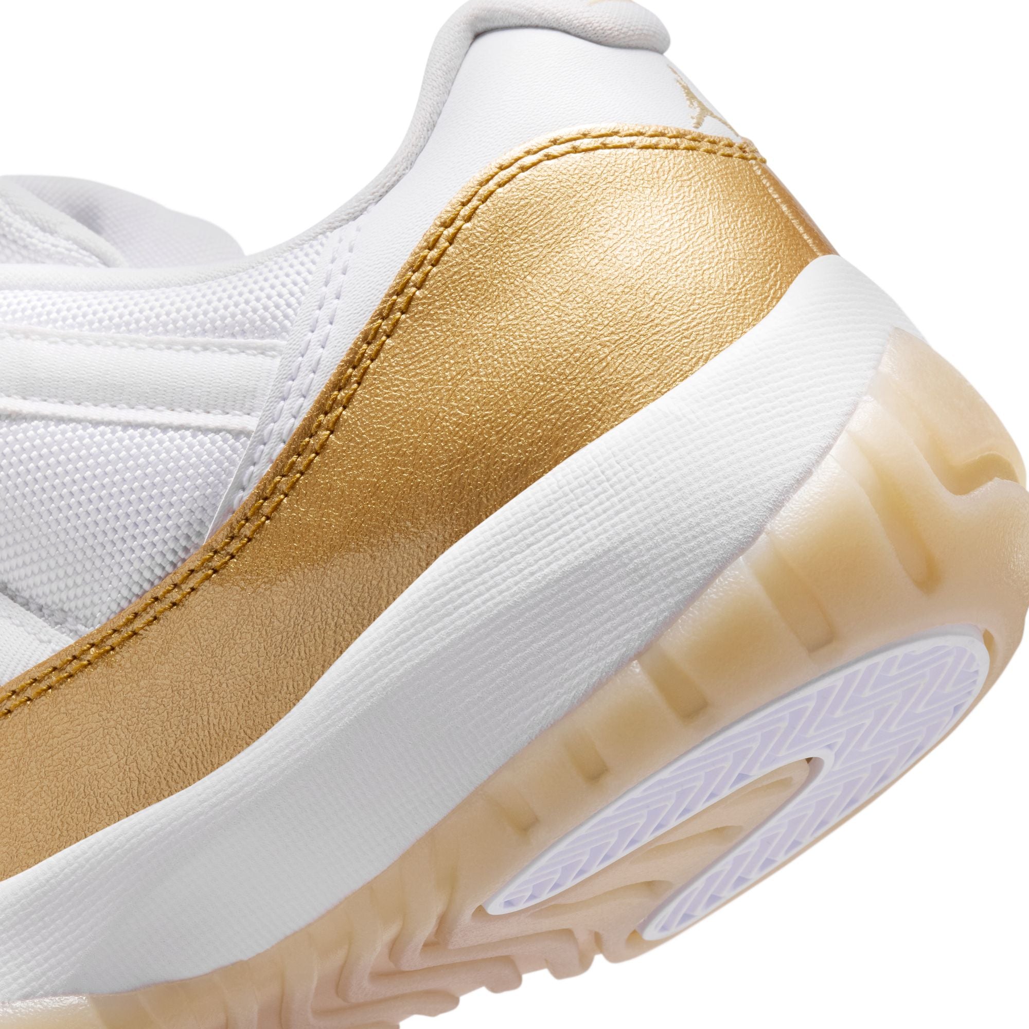 Air Jordan 11 Retro Low (W)-thumbmail-8