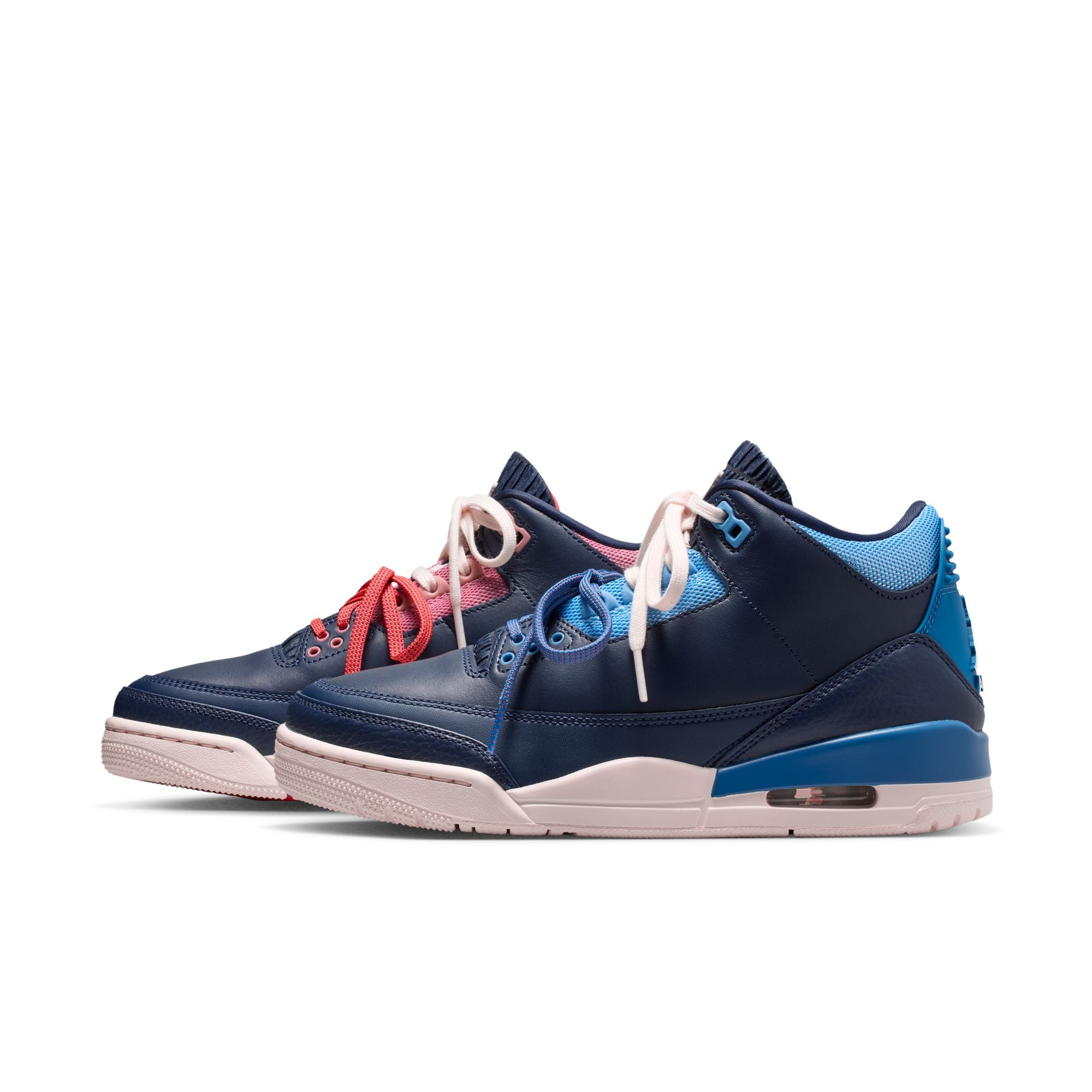 Air Jordan 3 Retro (W)-thumbmail-1
