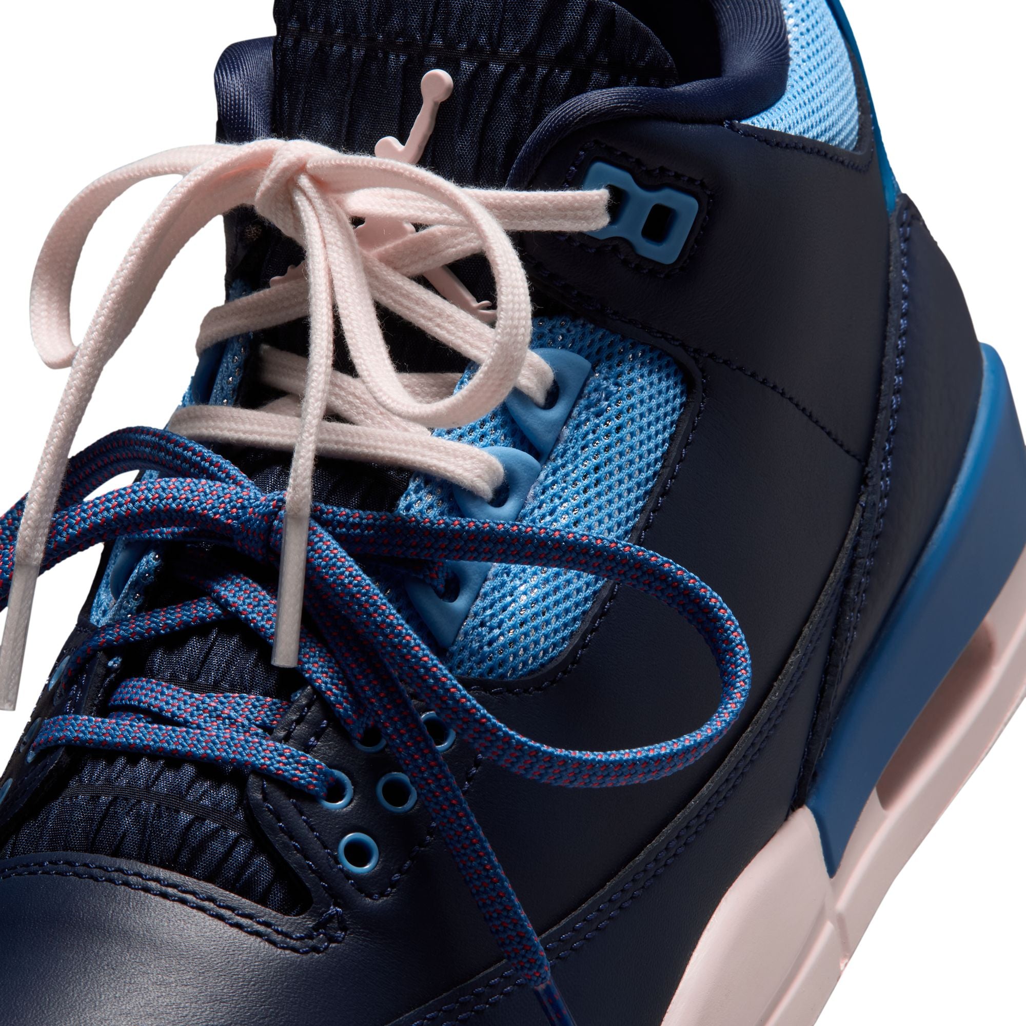 Air Jordan 3 Retro (W)-thumbmail-9