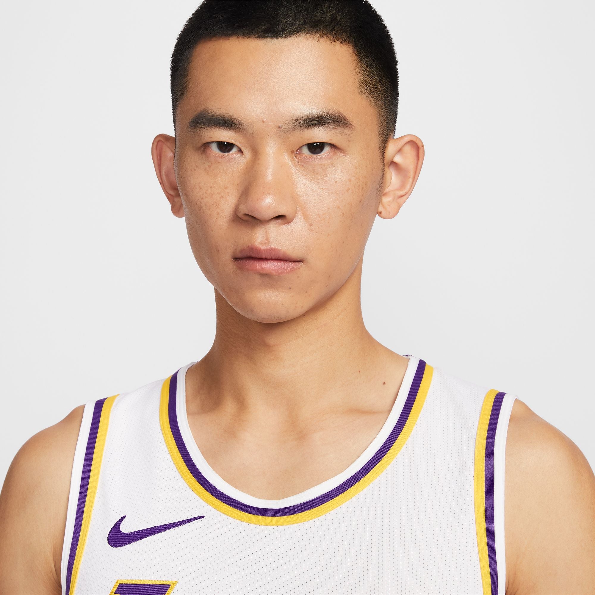 Kobe Bryant Los Angeles Lakers Association Edition-thumbmail-7