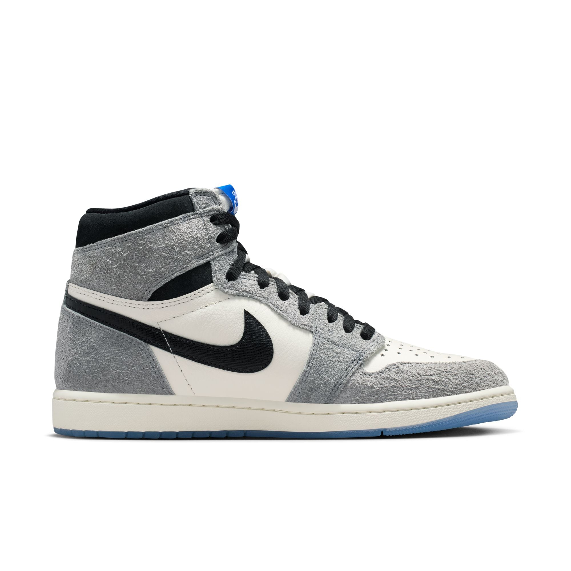Air Jordan 1 Retro High OG-thumbmail-4