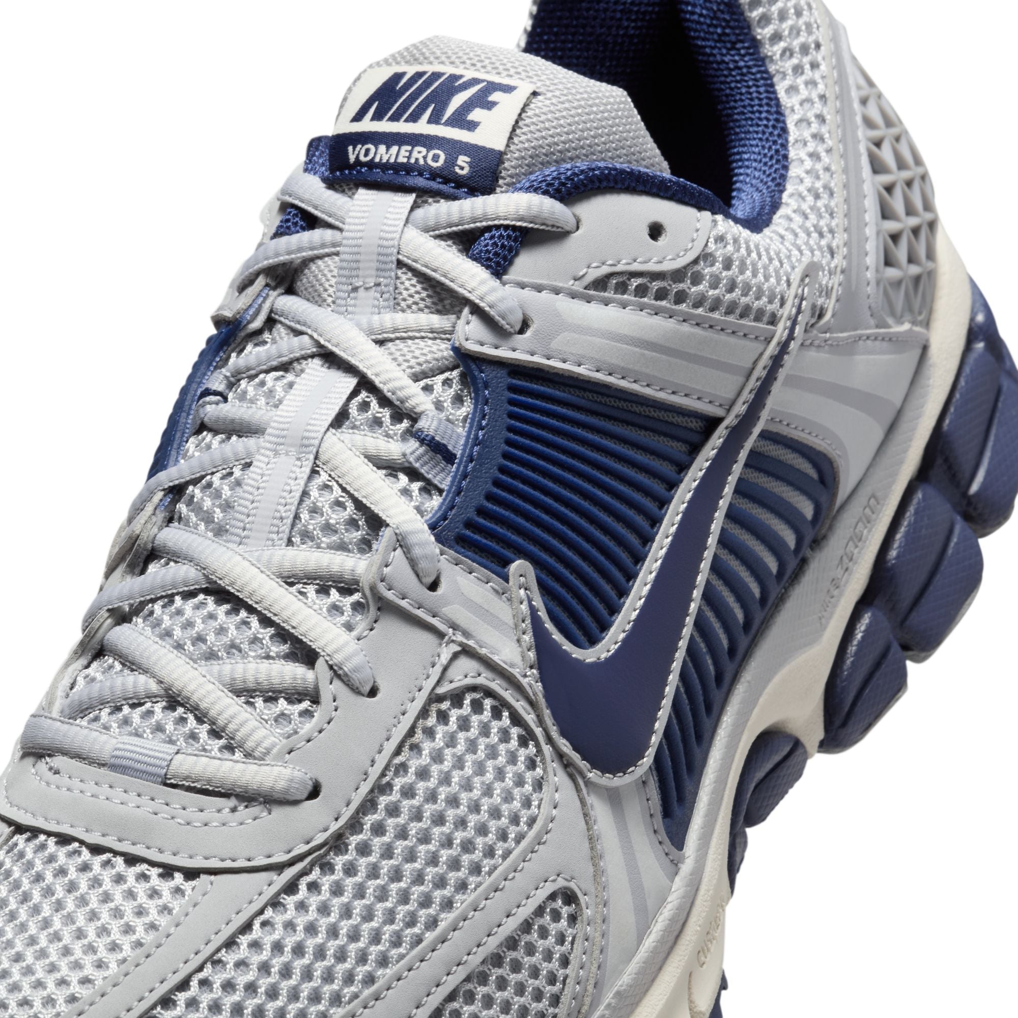 Nike Zoom Vomero 5-thumbmail-14