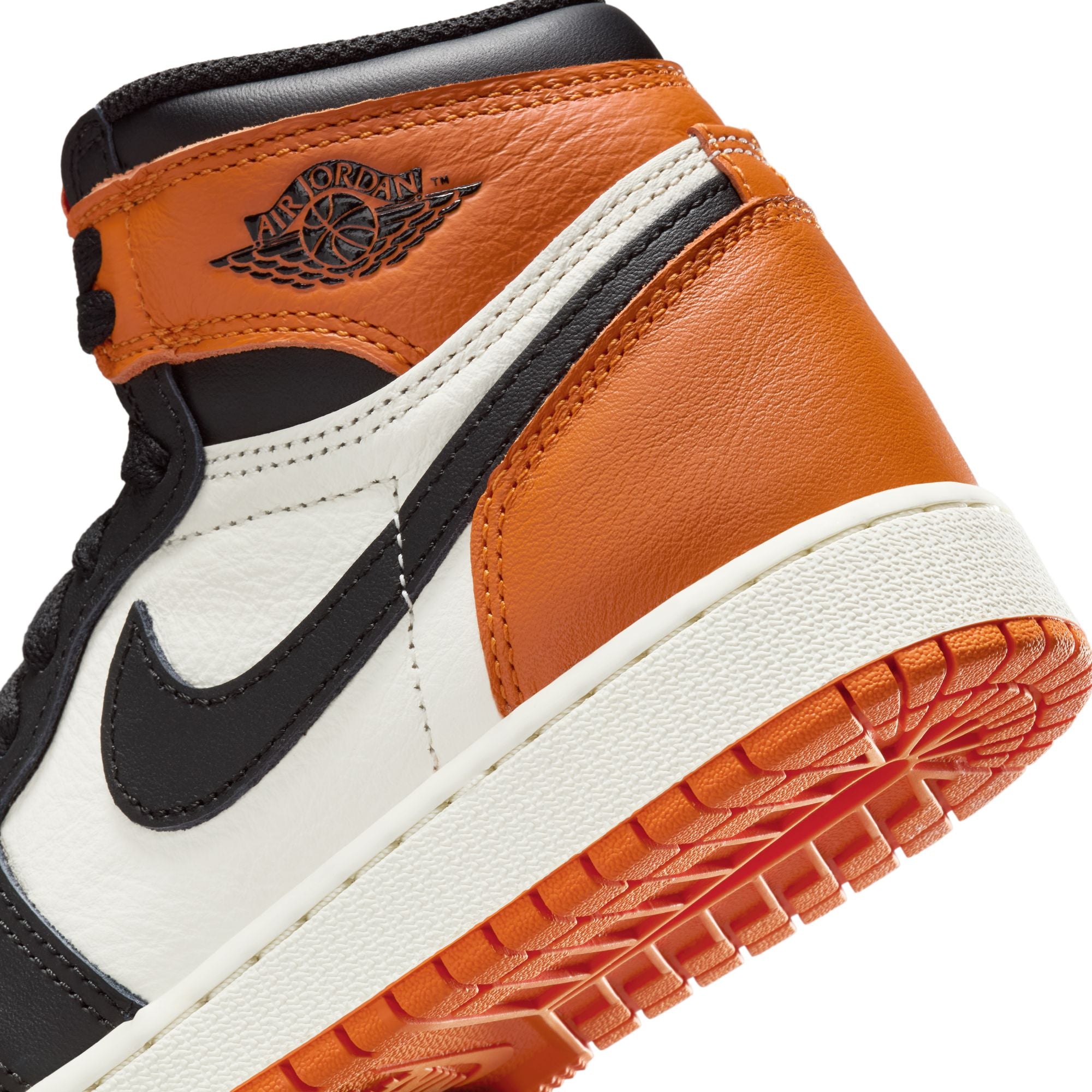 Air Jordan 1 High OG (GS)-thumbmail-11