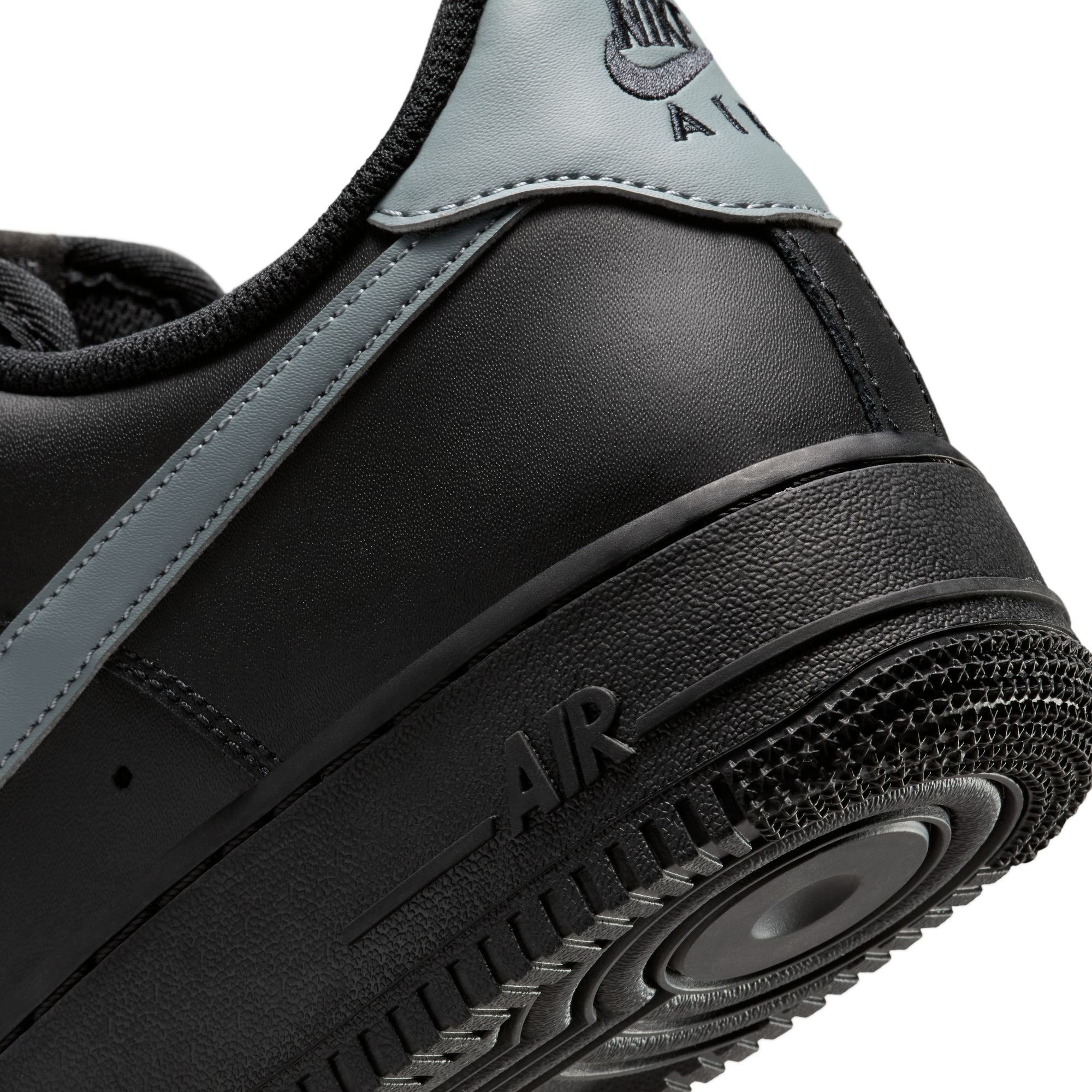 Nike Air Force 1 '07-thumbmail-10