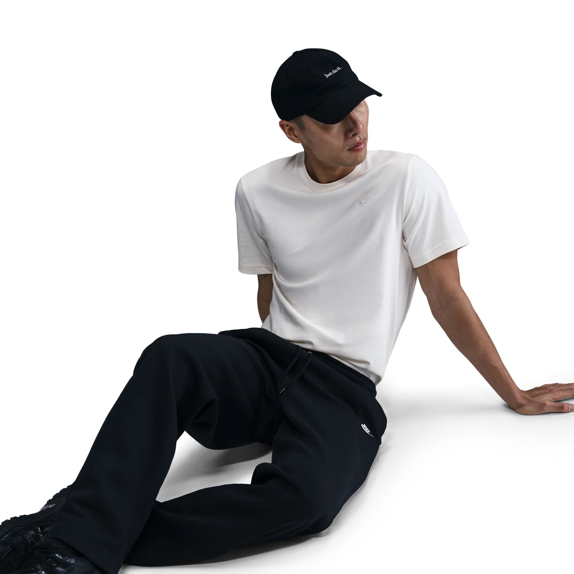 Nike Club-thumbmail-5