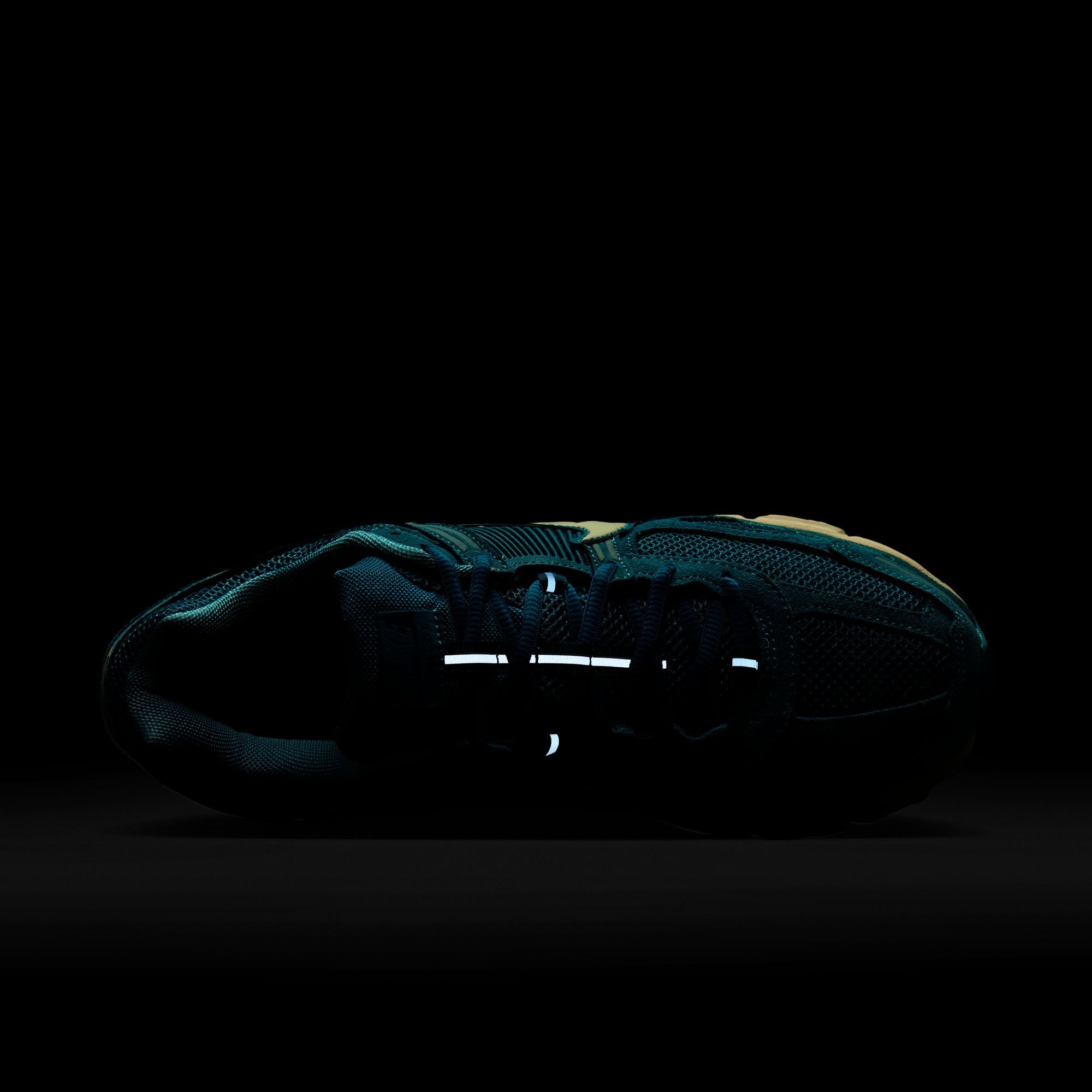 Nike Zoom Vomero 5-thumbmail-11