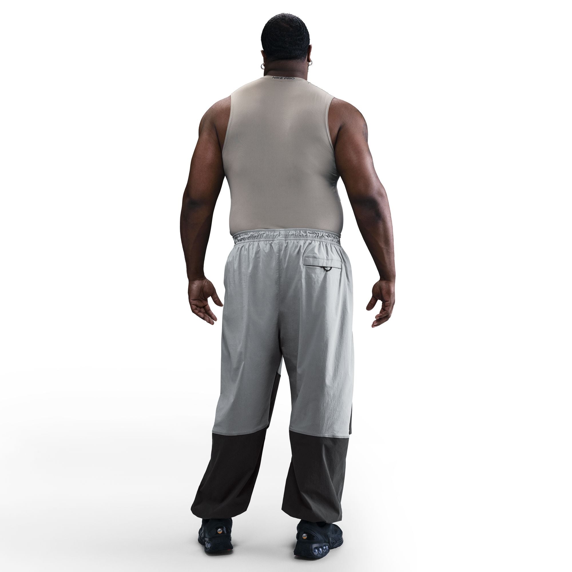 Nike Tech-thumbmail-3
