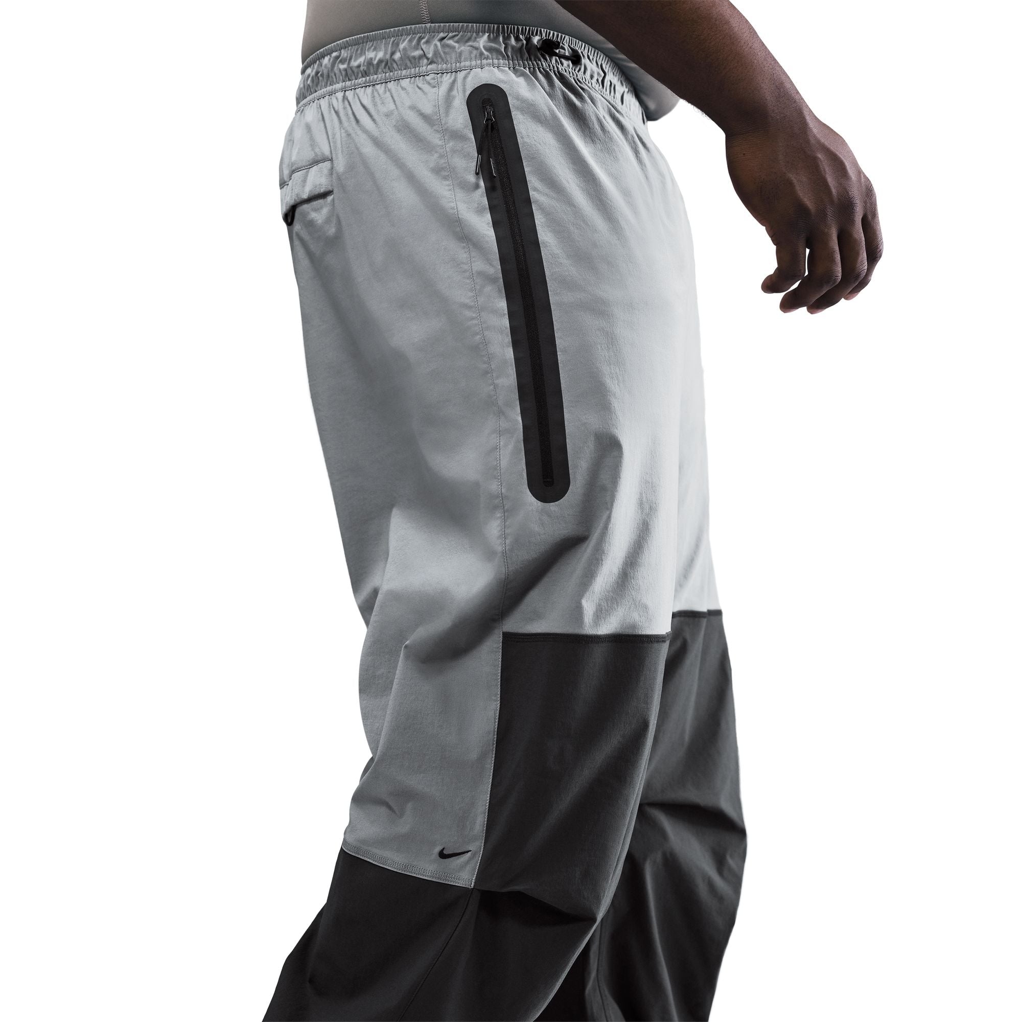 Nike Tech-thumbmail-6