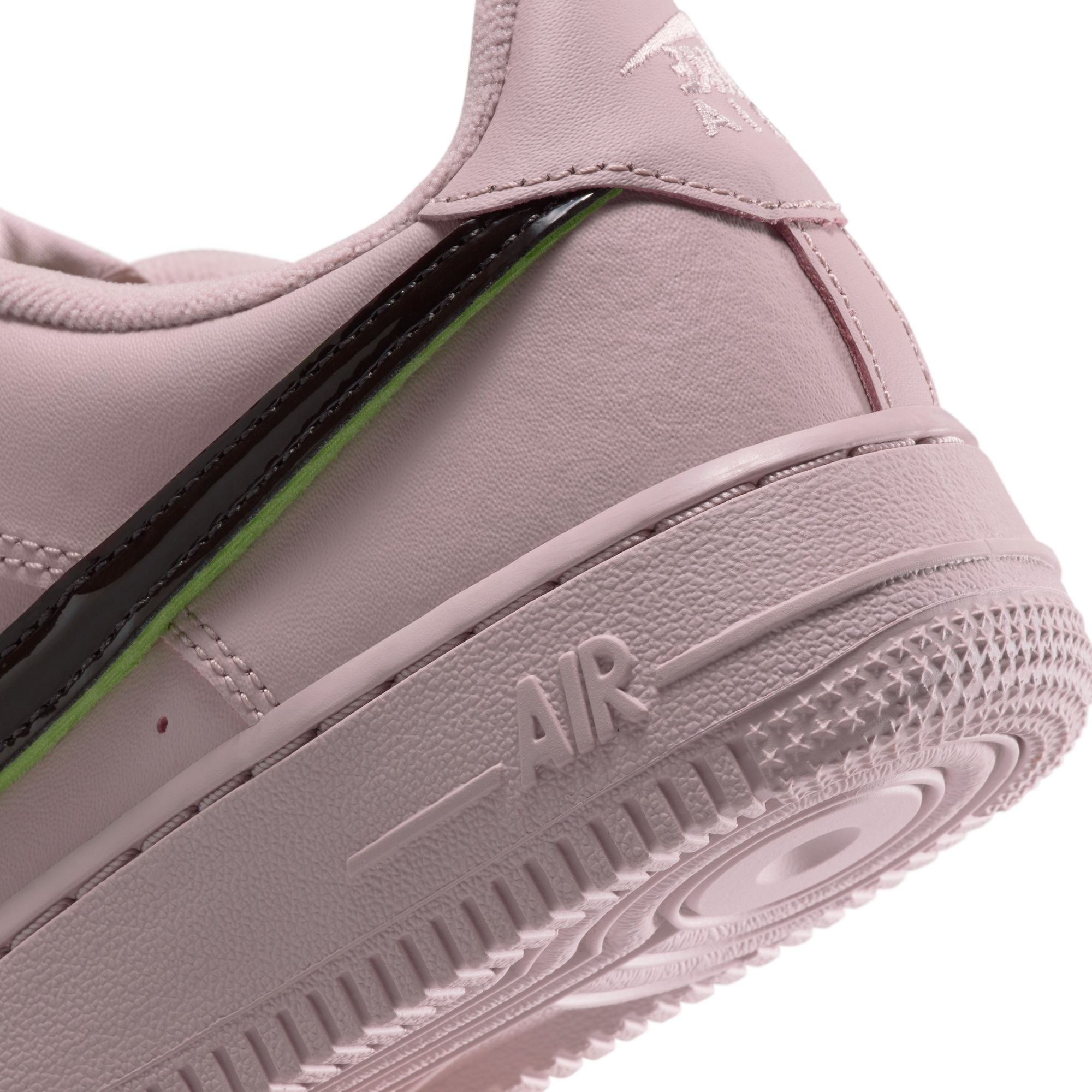 Nike Air Force 1 LV8 (GS)-thumbmail-11