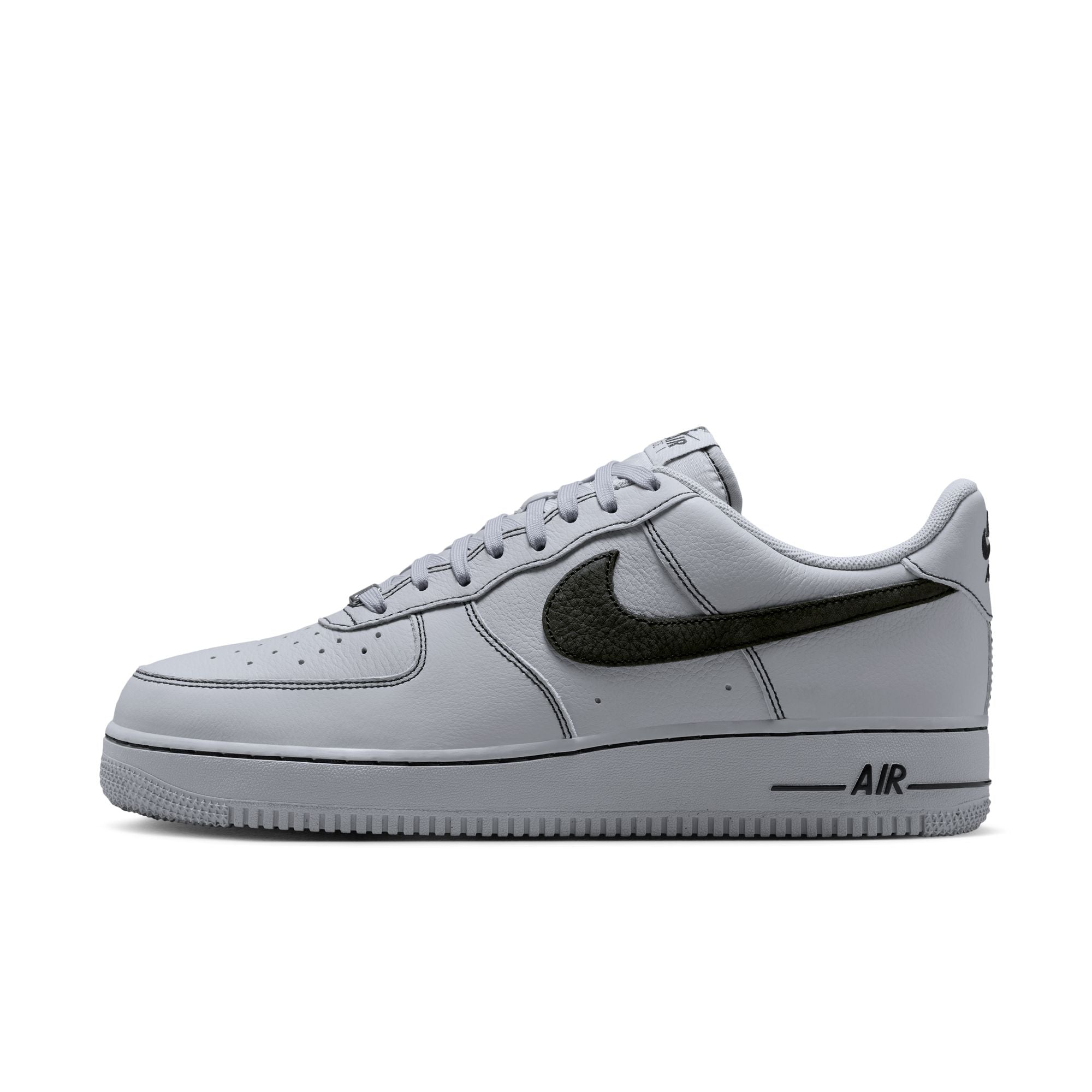 Nike Air Force 1 '07 LV8