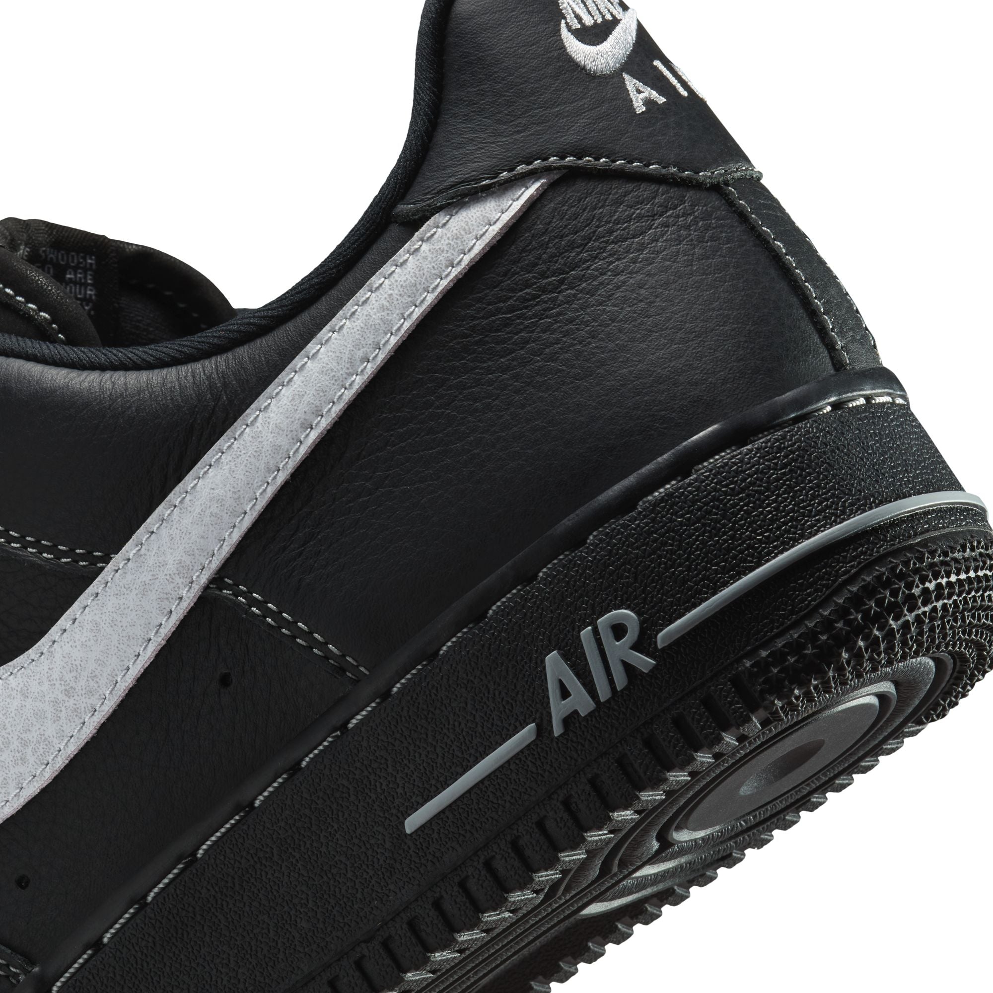 Nike Air Force 1 '07 LV8-thumbmail-11