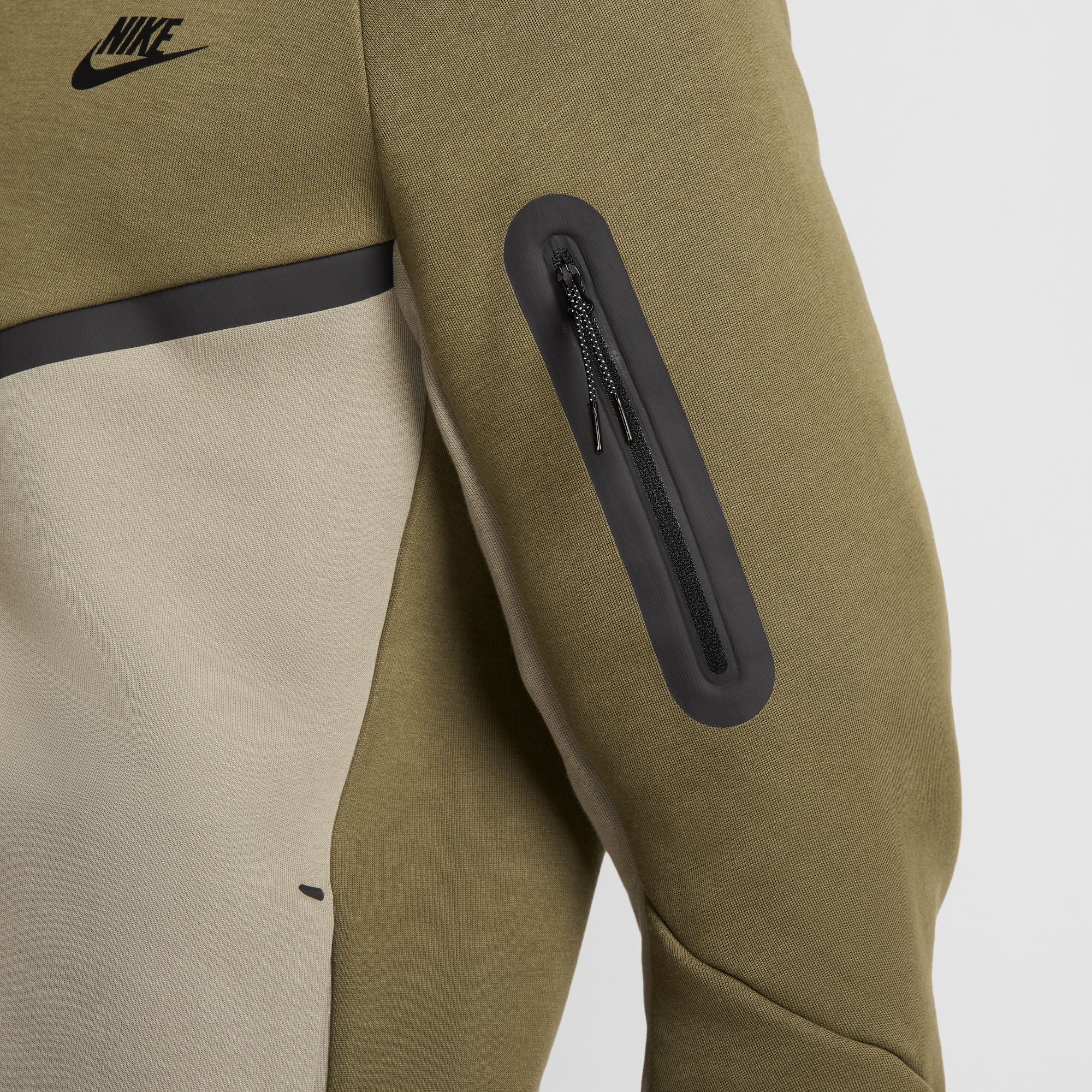 Nike Tech-thumbmail-9