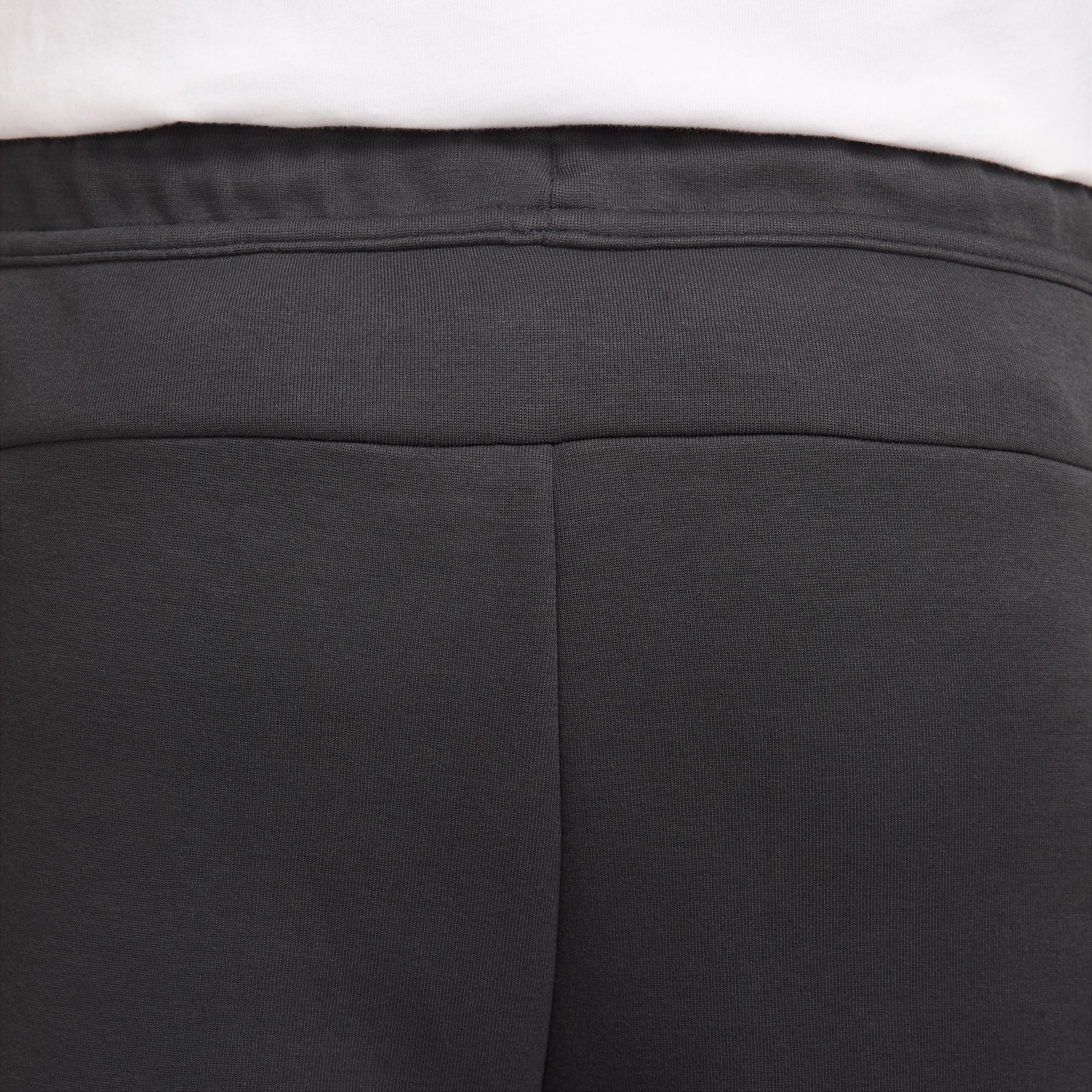 Nike Tech-thumbmail-7
