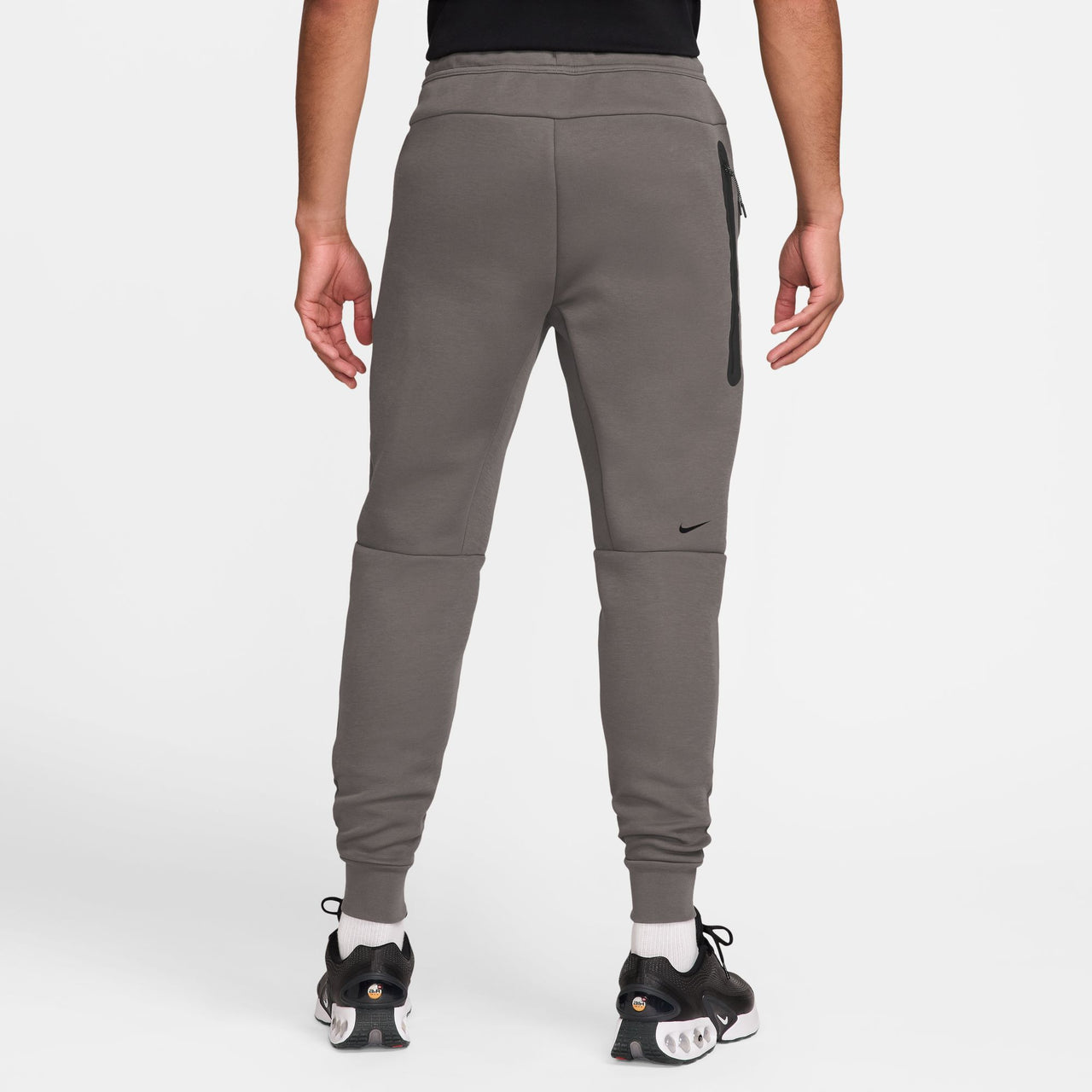 Nike Tech
