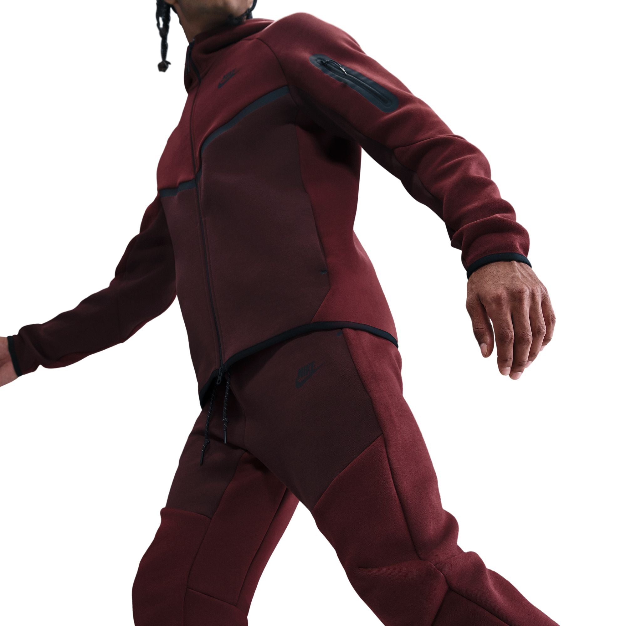 Nike Tech-thumbmail-5