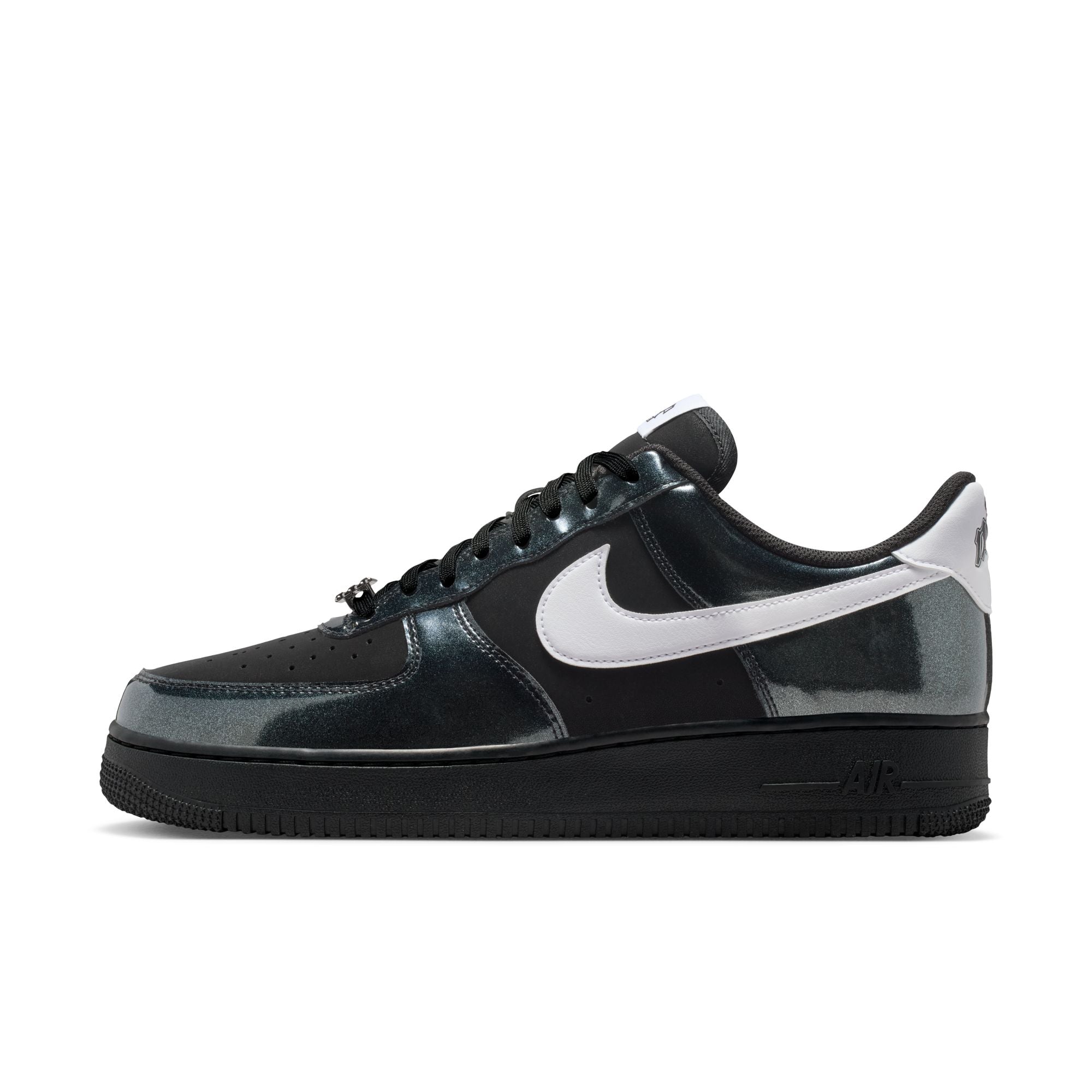 Nike Air Force 1 '07 LV8