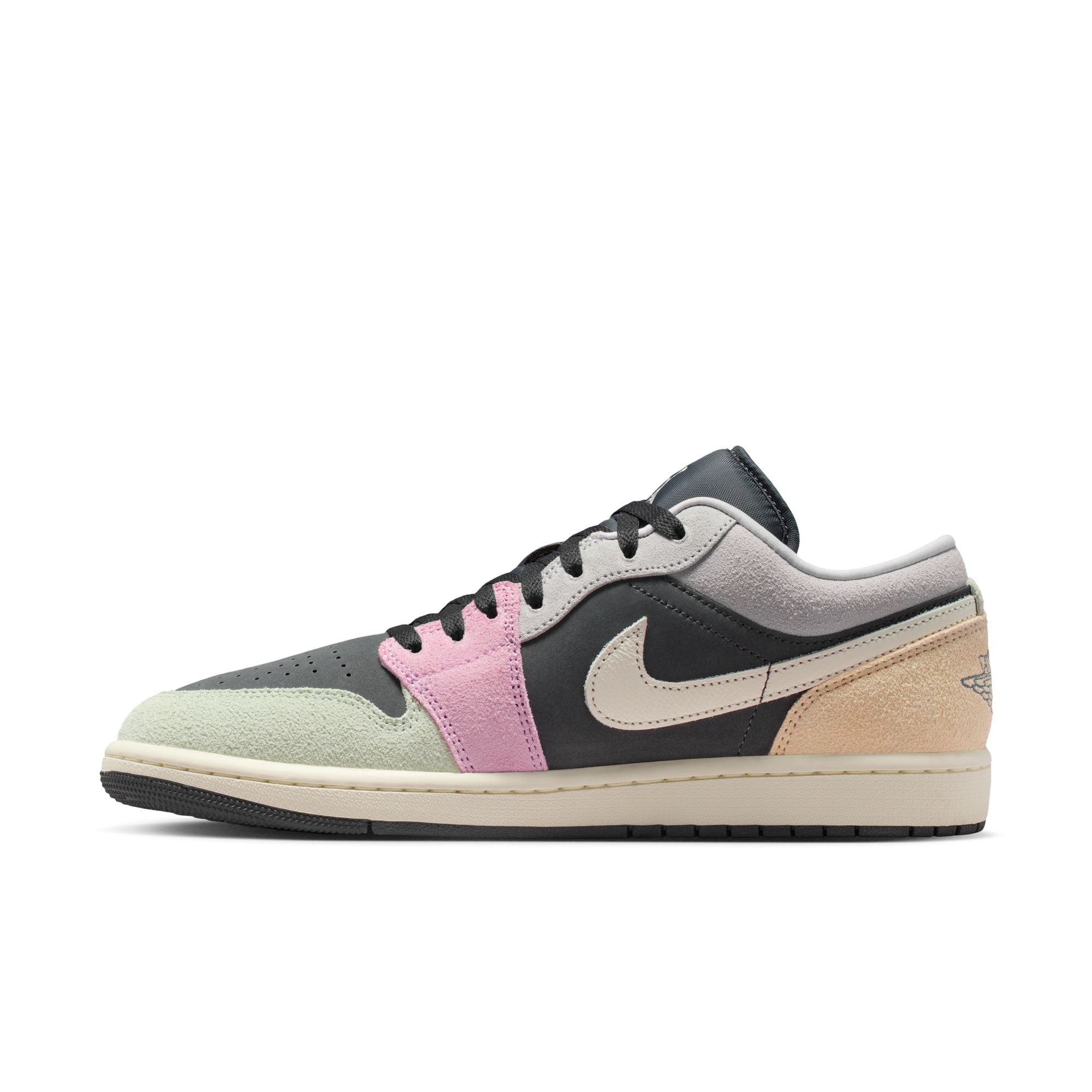 Air Jordan 1 Low SE-thumbmail-3
