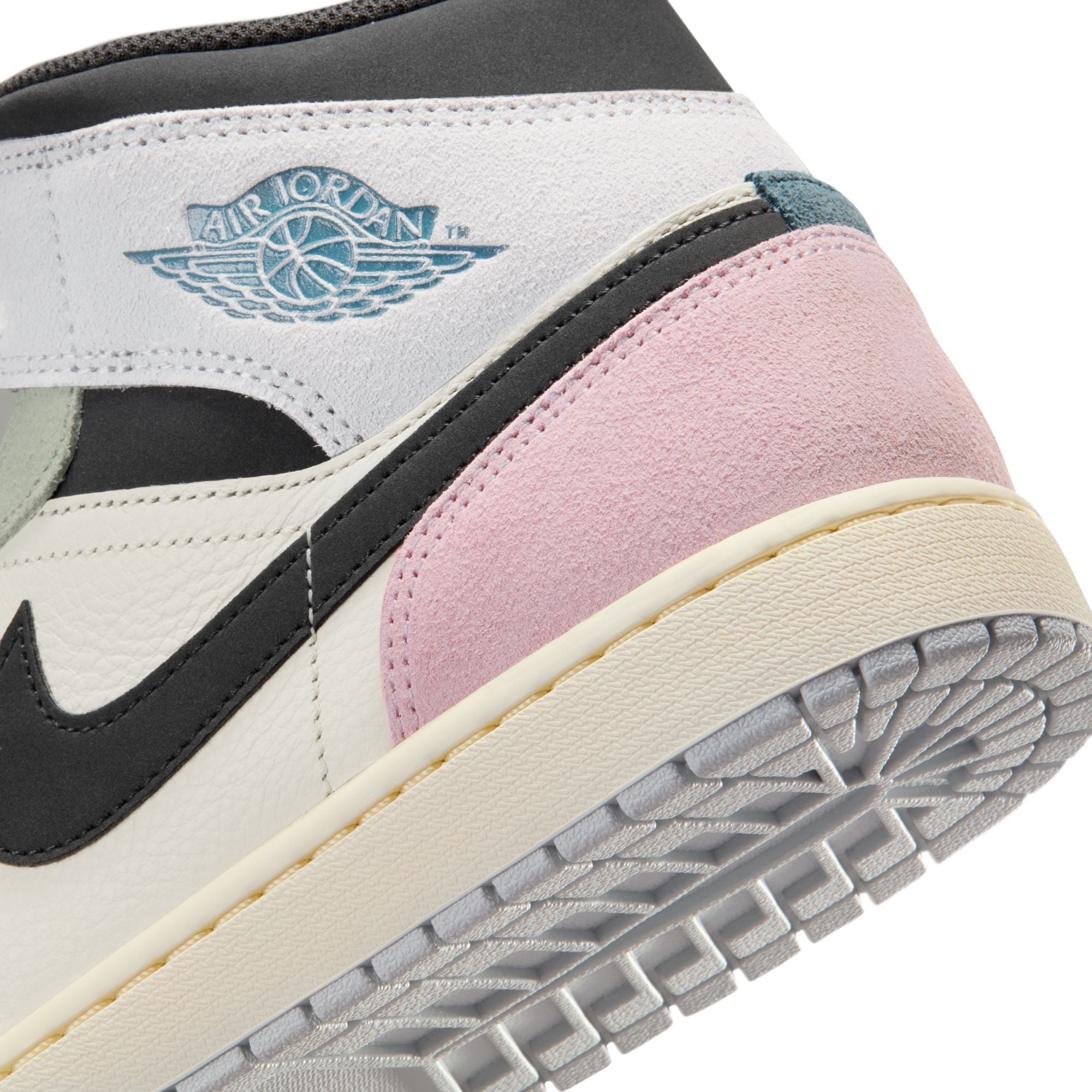 Air Jordan 1 Mid SE-thumbmail-8
