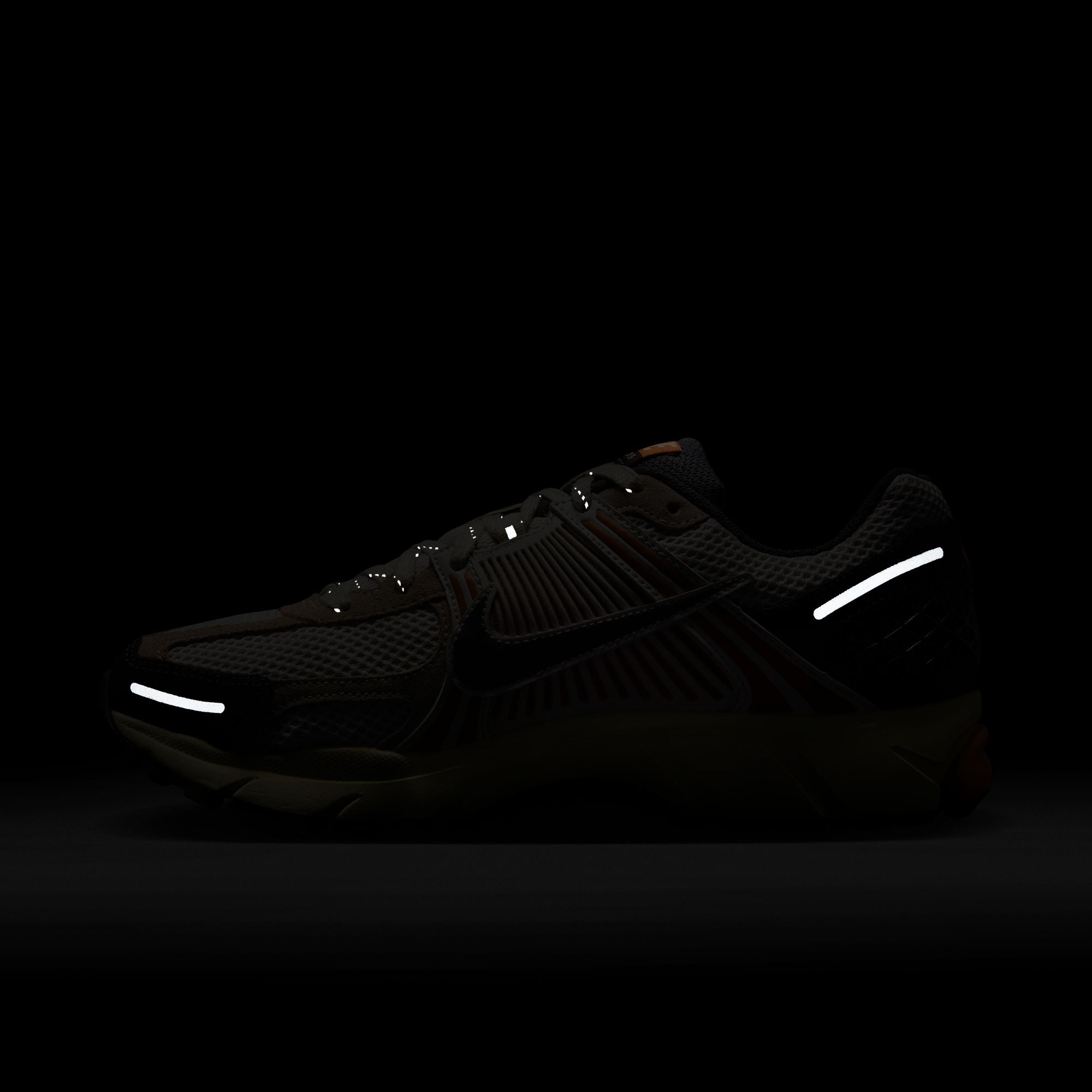 Nike Zoom Vomero 5-thumbmail-8
