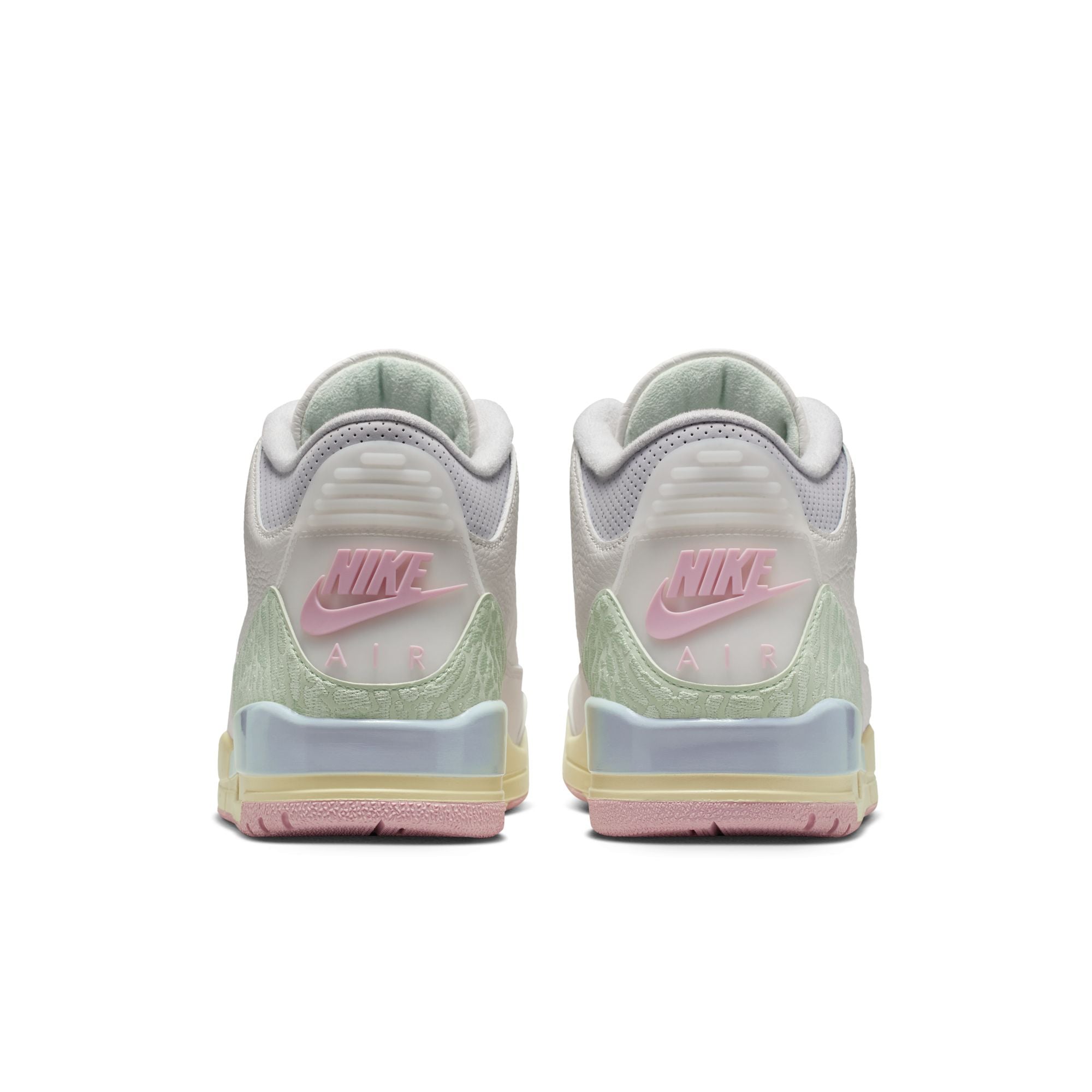 Air Jordan 3 Retro-thumbmail-3