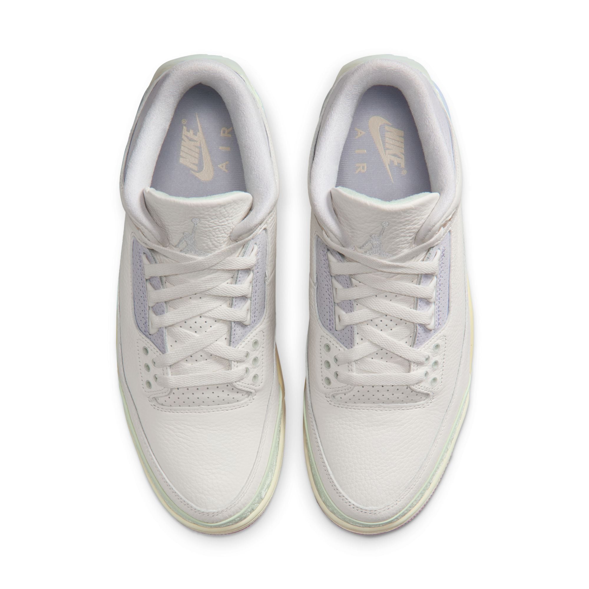 Air Jordan 3 Retro-thumbmail-4