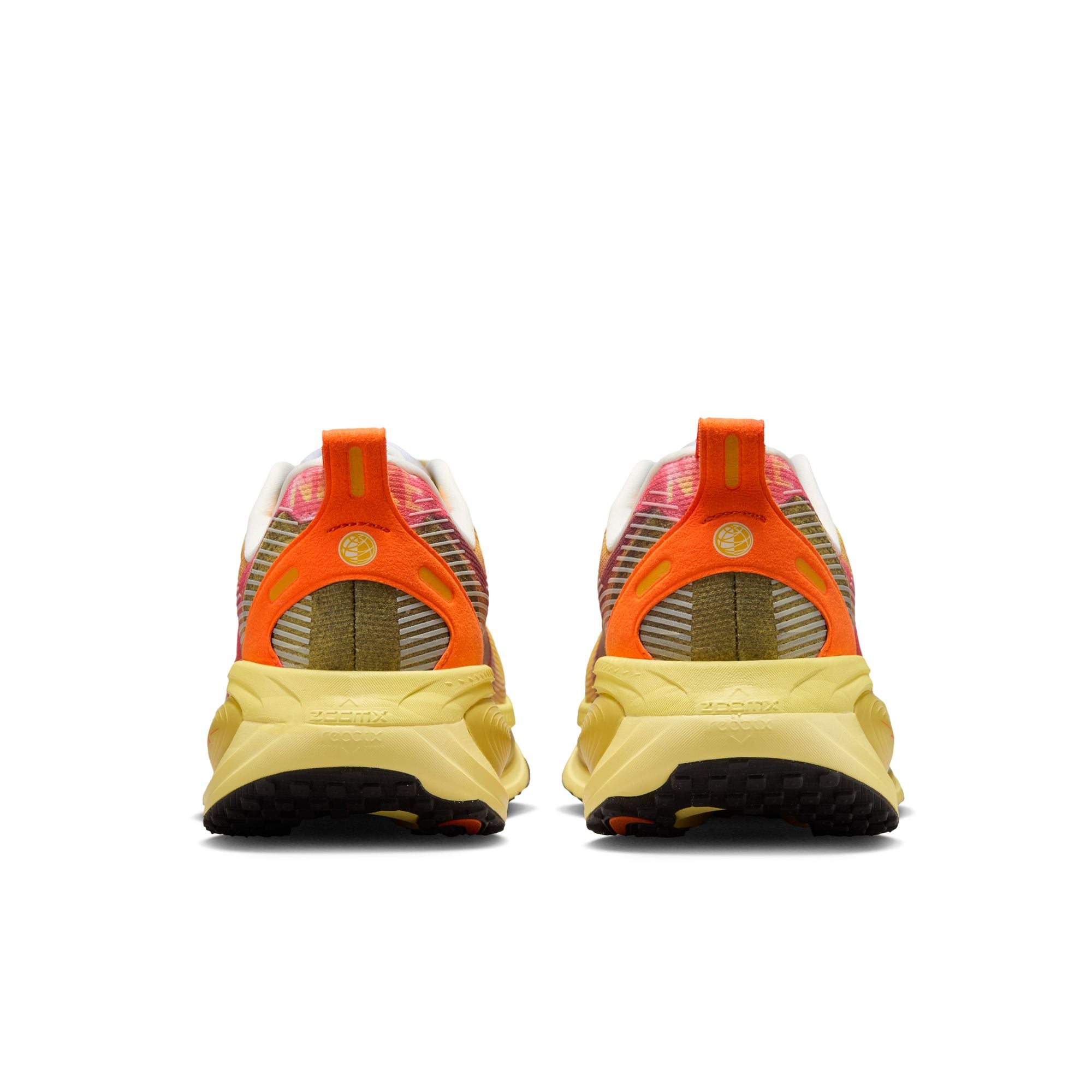 Nike Vomero 18 SE-thumbmail-3