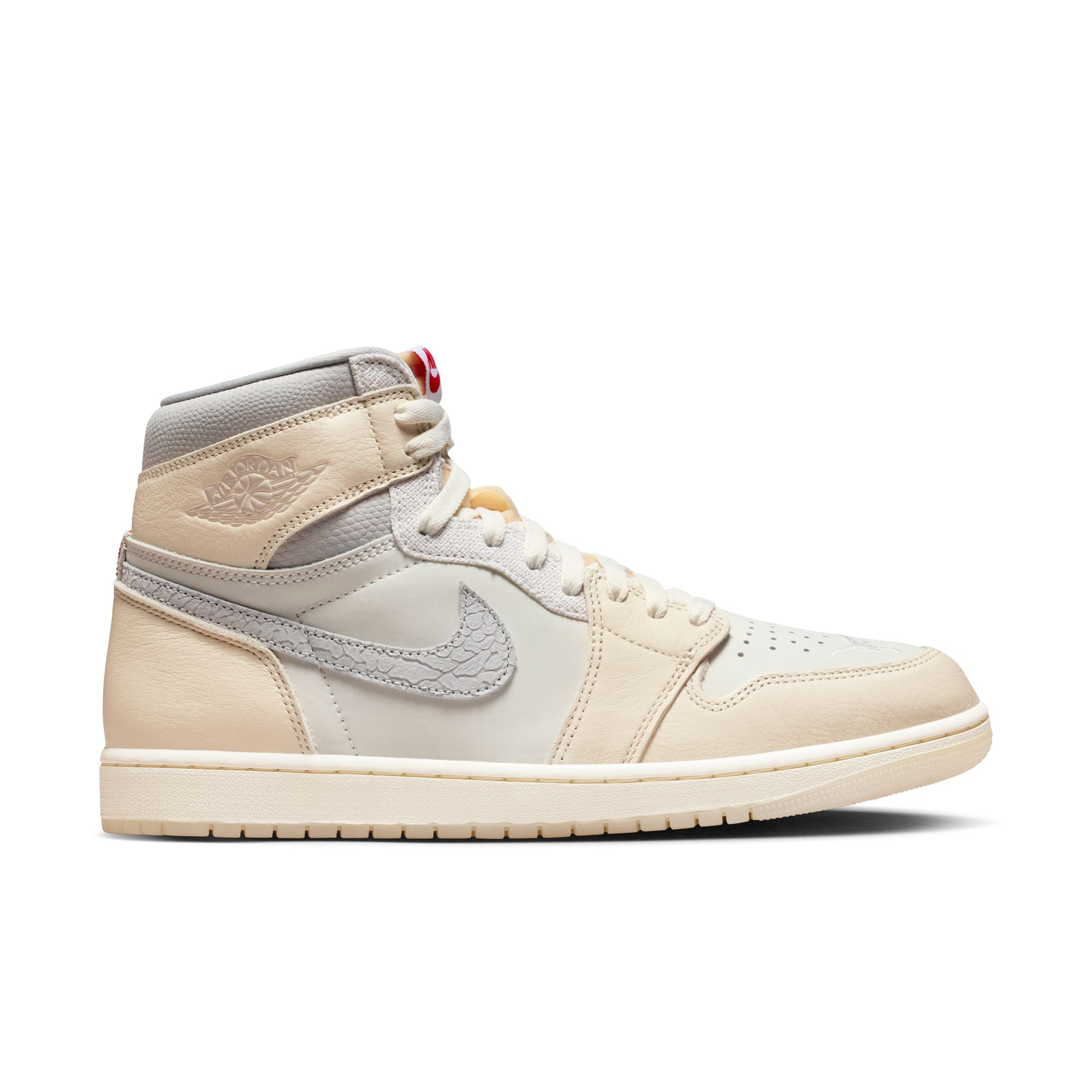 Air Jordan 1 Retro High OG-thumbmail-5