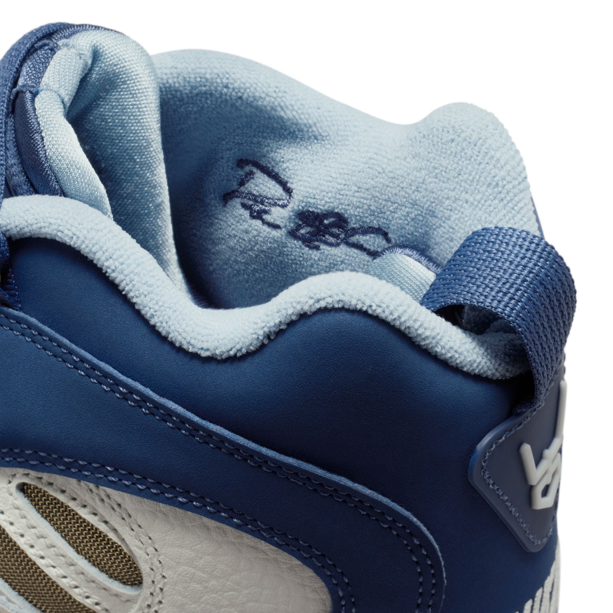 Nike Air Diamond Turf II-thumbmail-10