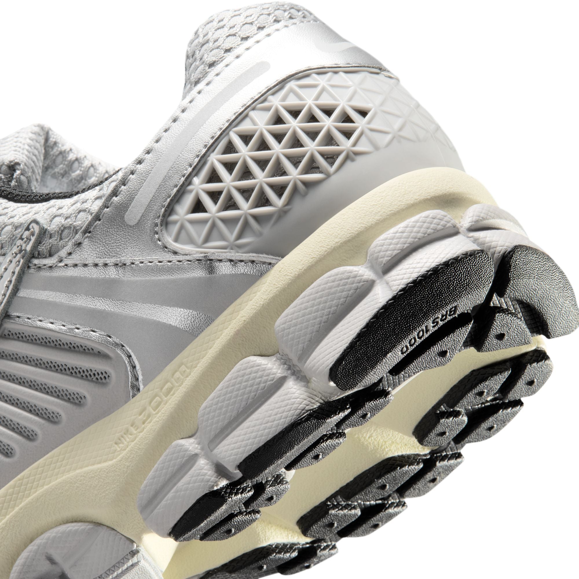 Nike Zoom Vomero 5-thumbmail-11