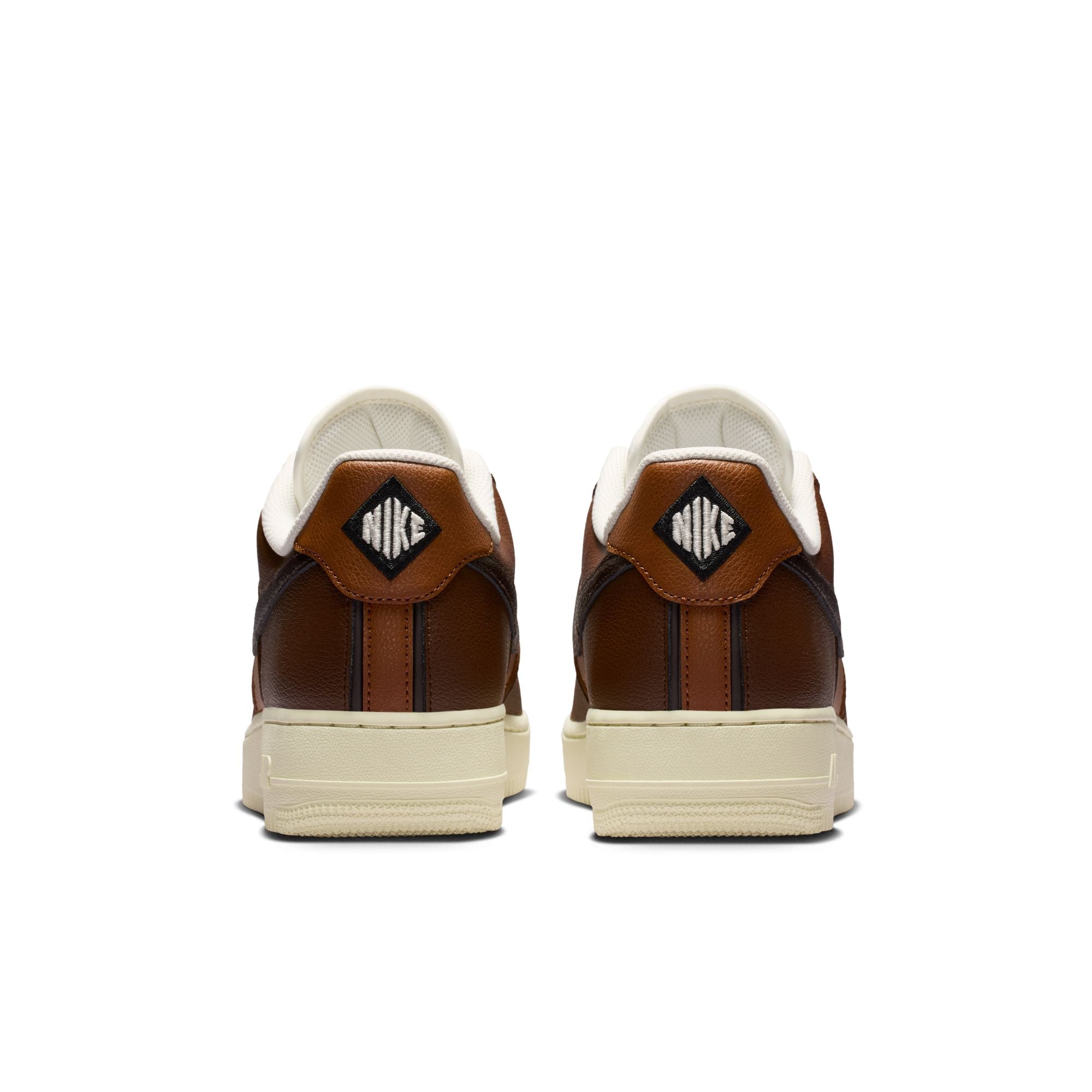 Nike Air Force 1 '07 LV8-thumbmail-4
