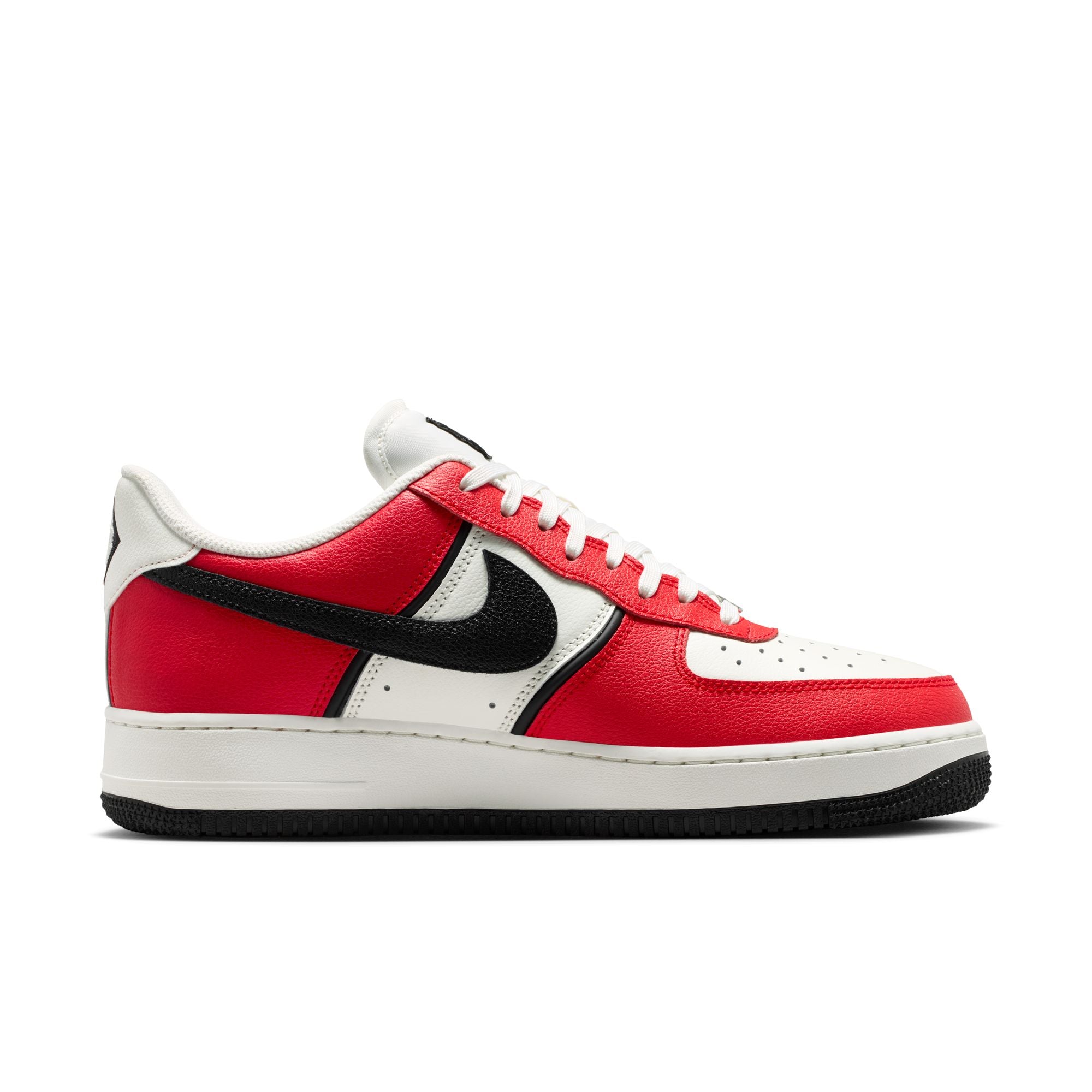 Nike Air Force 1 '07 LV8-thumbmail-3