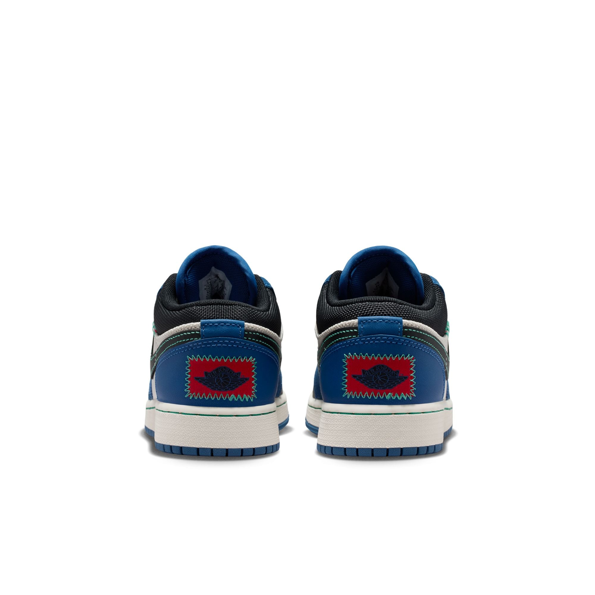 Air Jordan 1 Low SE (GS)-thumbmail-9