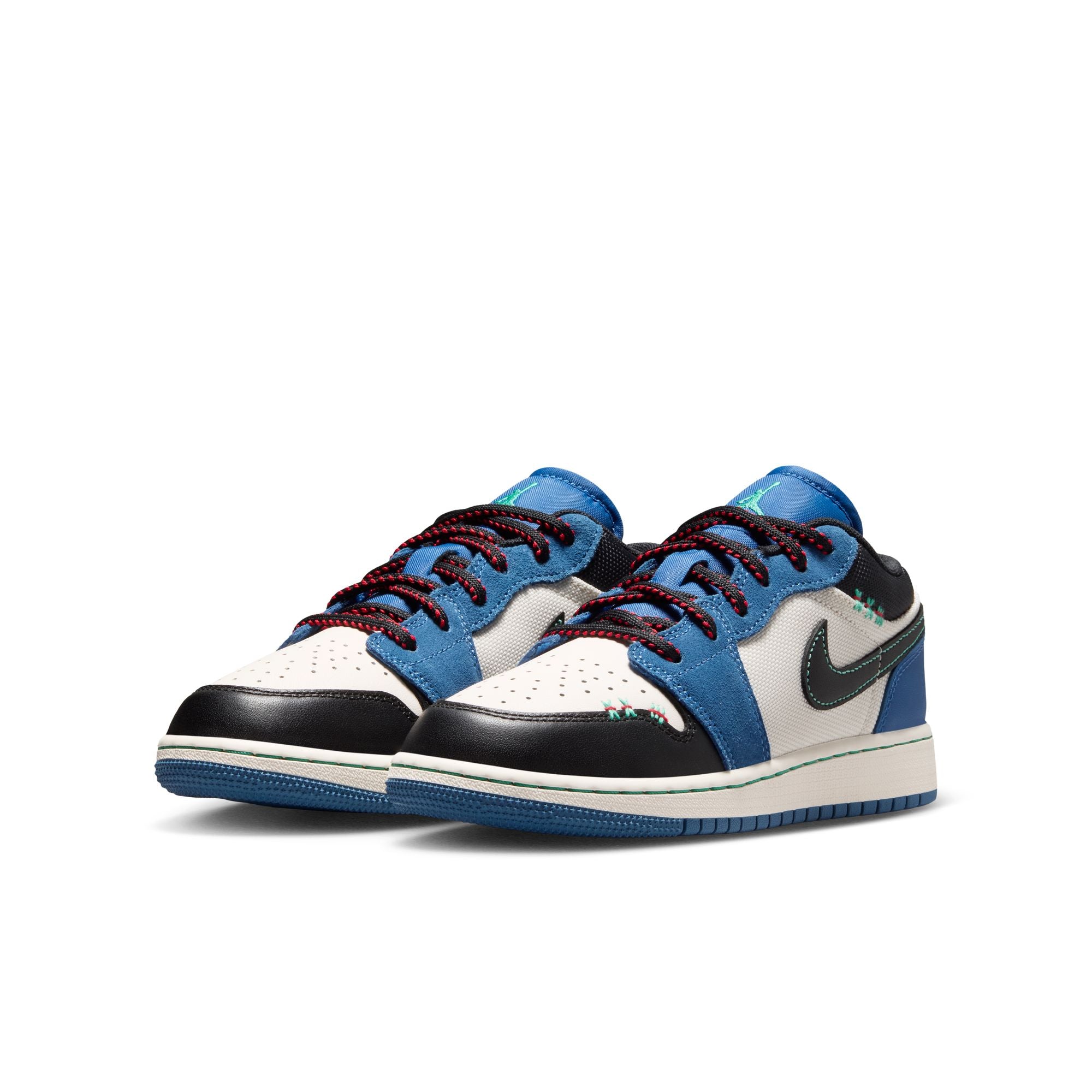 Air Jordan 1 Low SE (GS)-thumbmail-2
