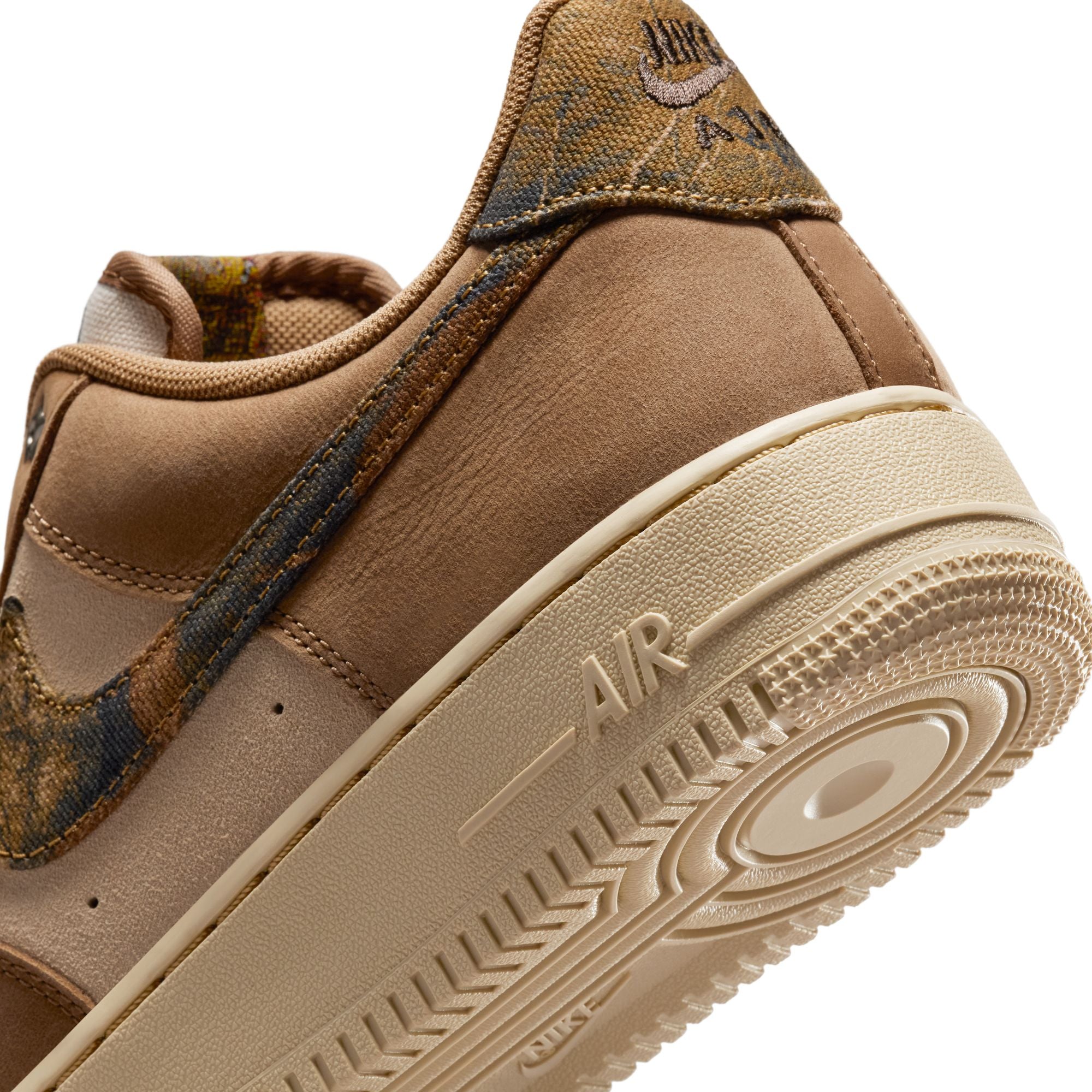 Nike Air Force 1 '07-thumbmail-11