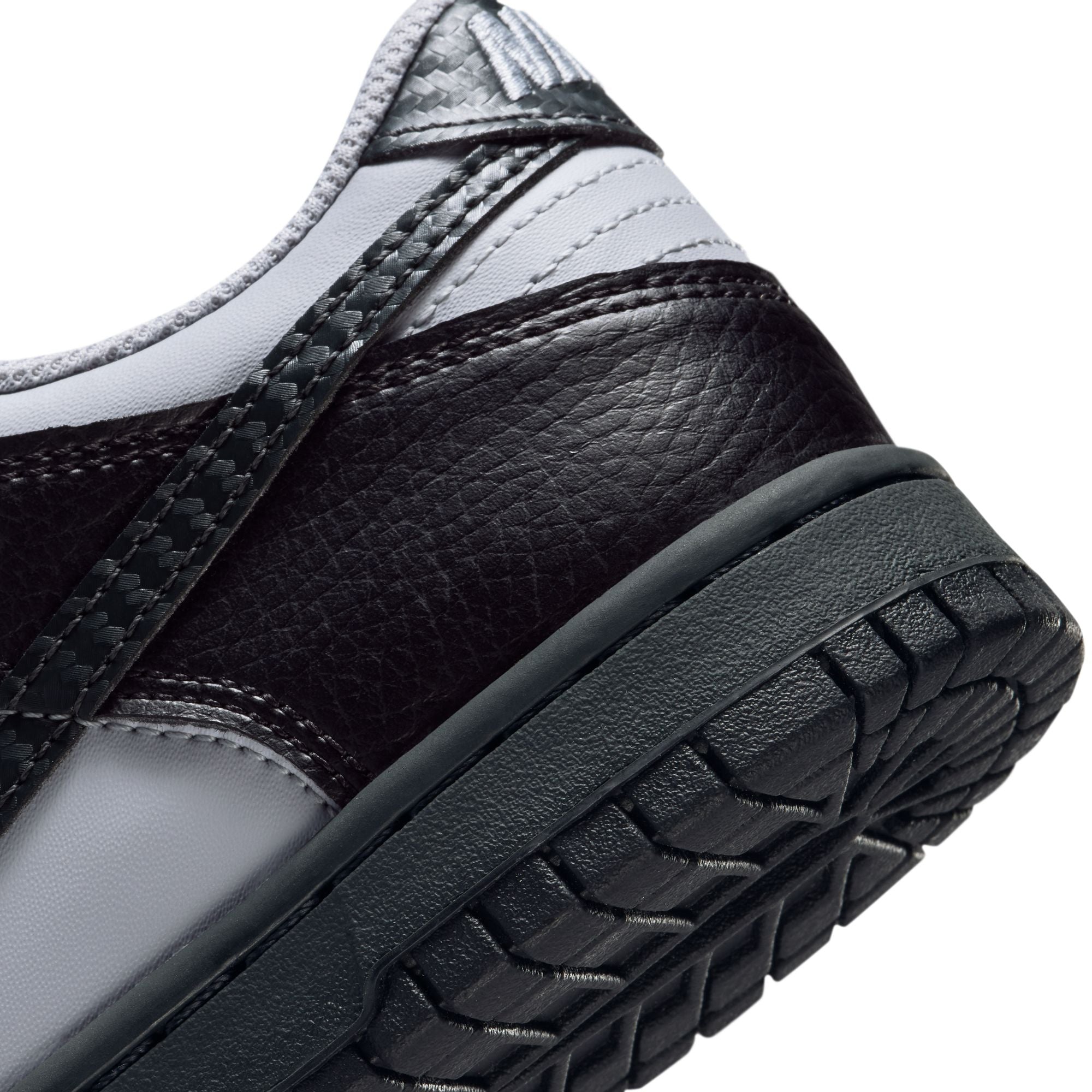 Nike Dunk Low-thumbmail-10