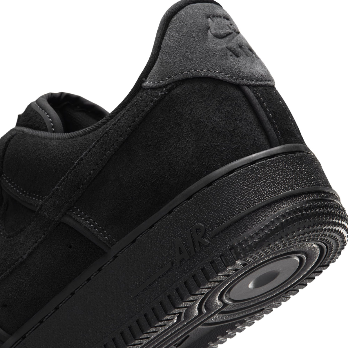 Nike Air Force 1 '07 LV8-thumbmail-10