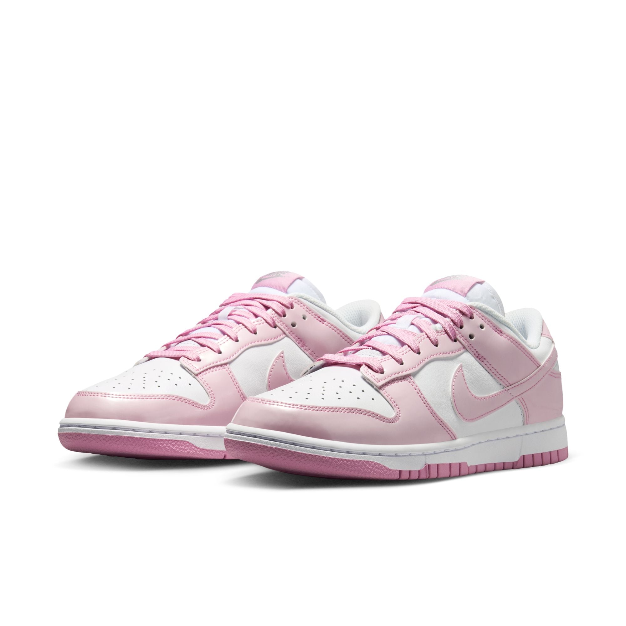 Nike Dunk Low SE (W)