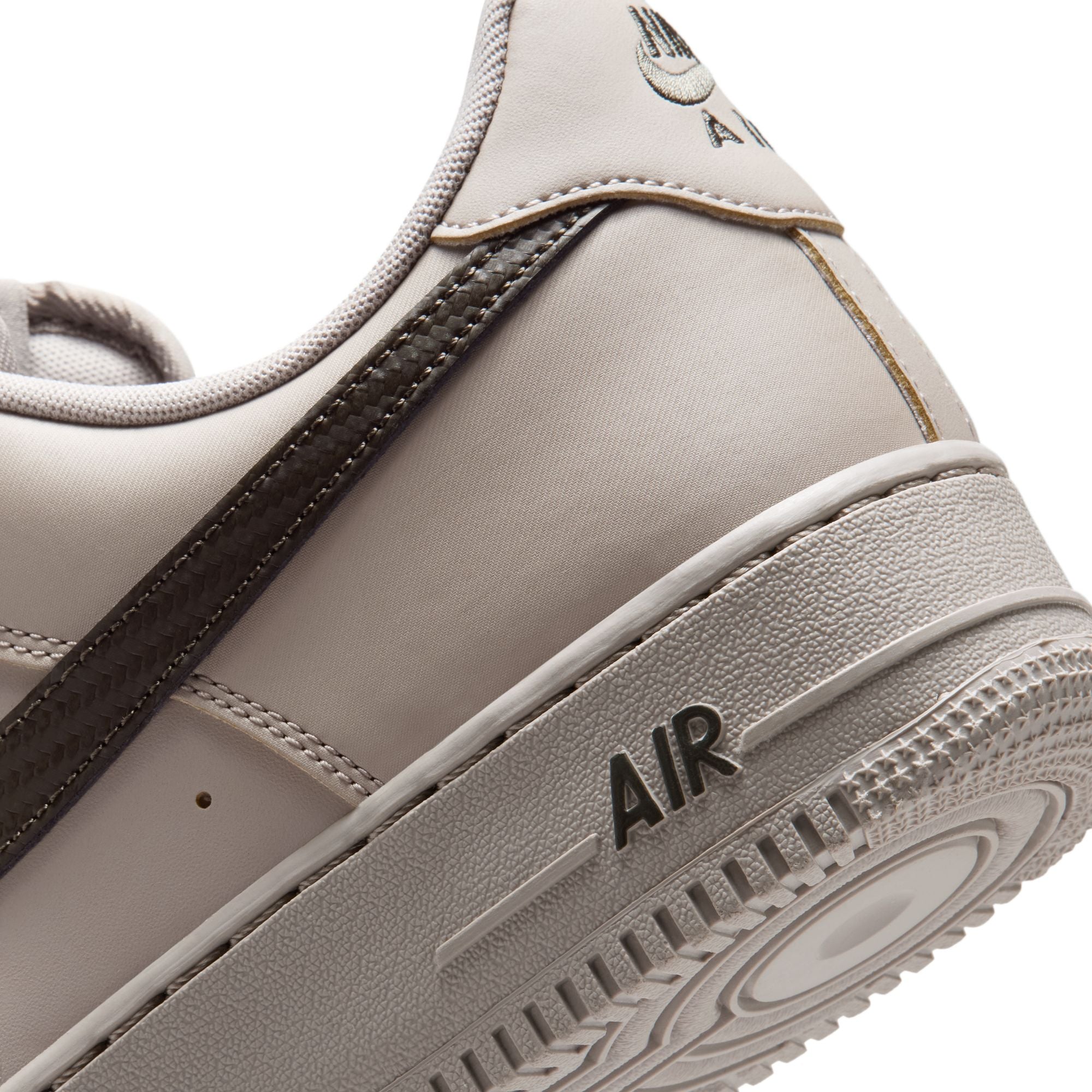 Nike Air Force 1 '07-thumbmail-4