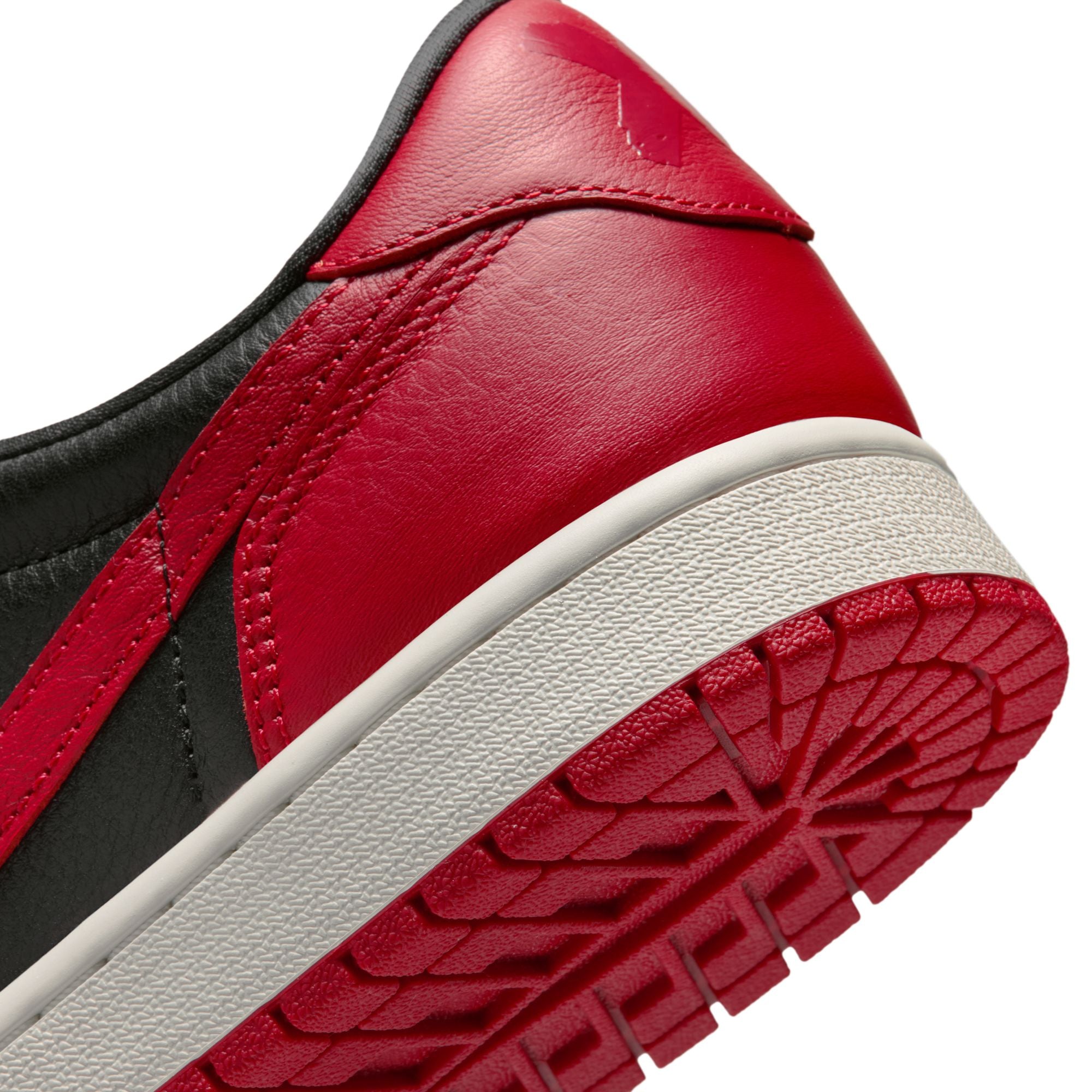Air Jordan 1 Retro Low OG-thumbmail-10