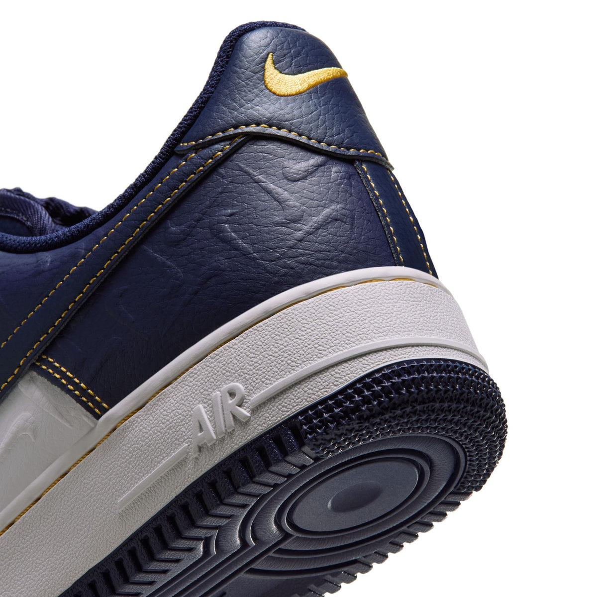 Nike Air Force 1 '07-thumbmail-10