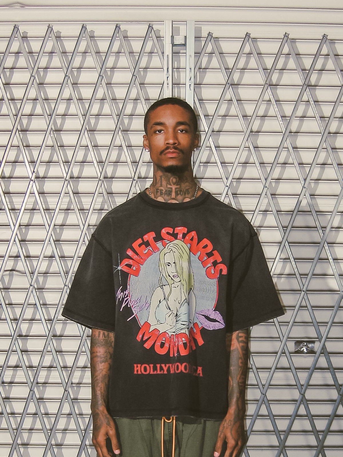 Hollywood Tee-Vintage Black-thumbmail-1