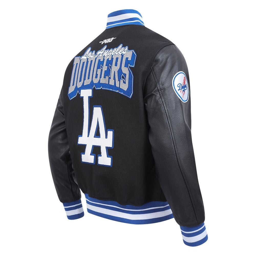 Back Right View of the LOS ANGELES DODGERS MEN'S VARSITY JACKET TEAM BADGE in Black