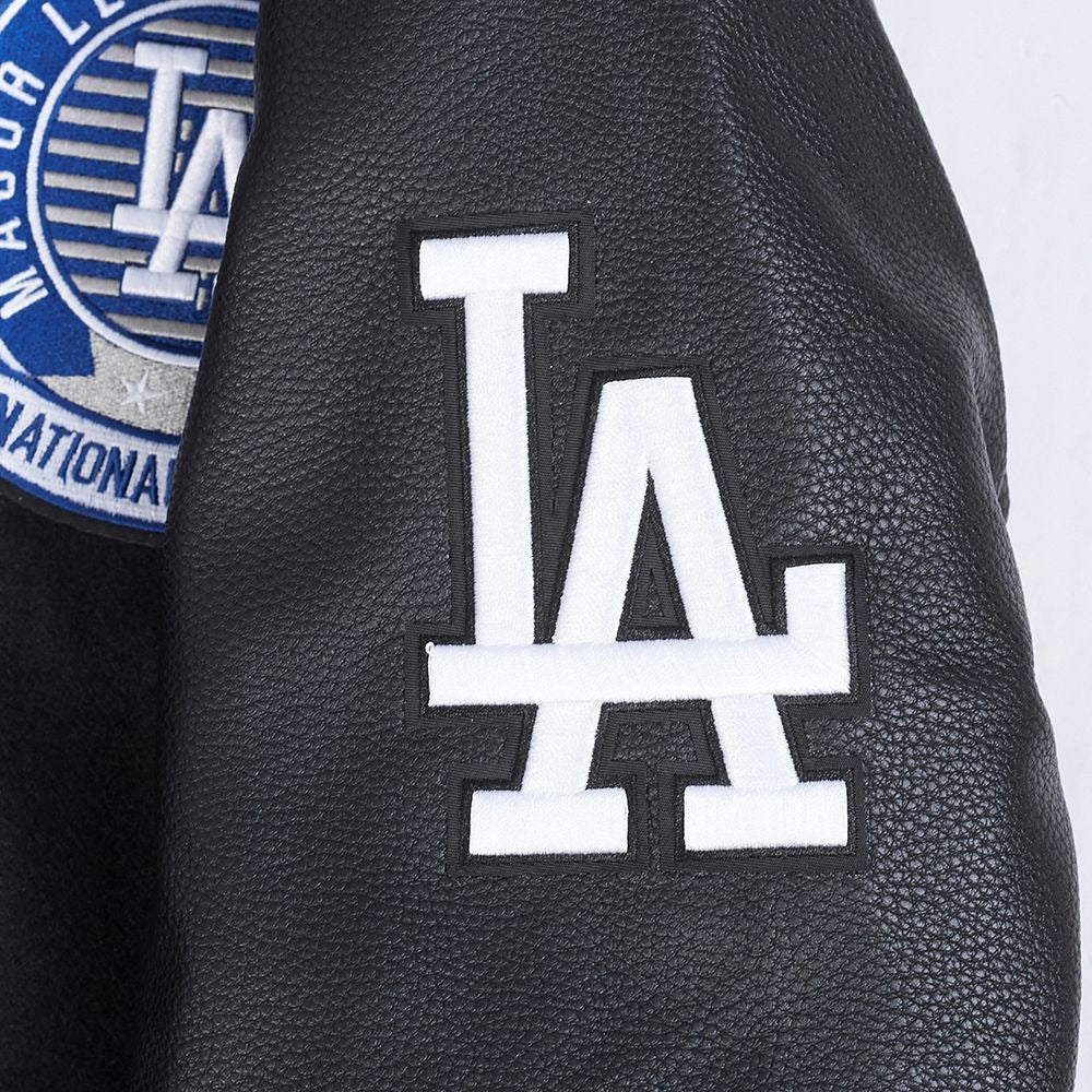 Close-Up View of the LA Logo on the LOS ANGELES DODGERS MEN'S VARSITY JACKET TEAM BADGE in Black