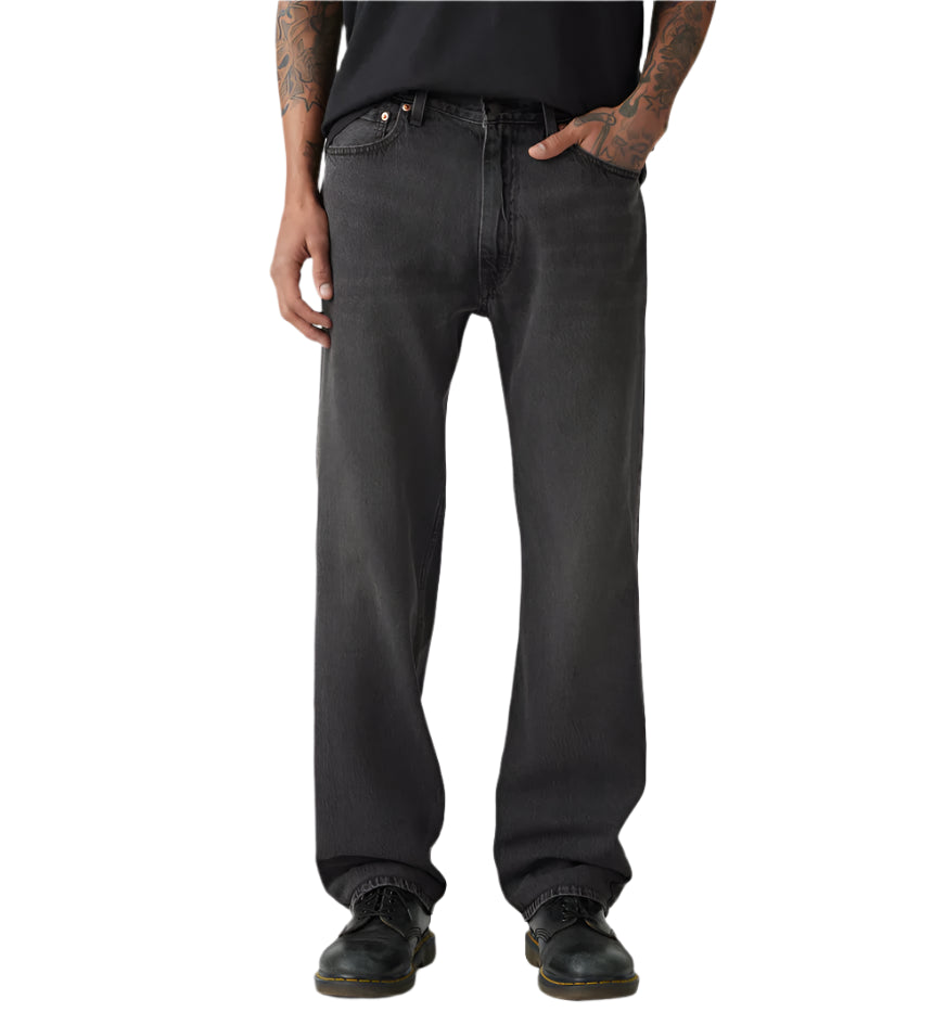 Close Up View of the Levi's 555 RELAXED STRAIGHT - Ltwt