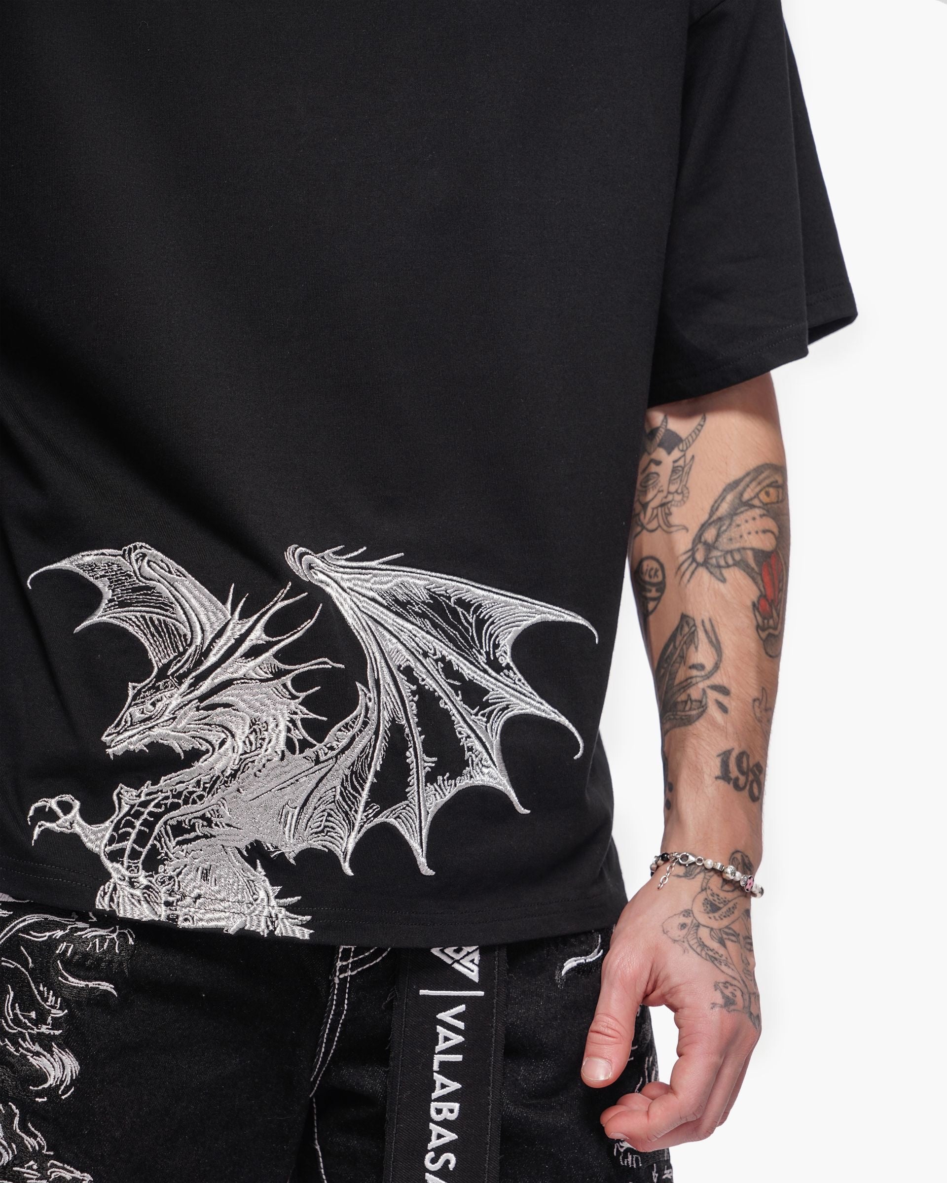 "KUNJI" TEE - BLACK-thumbmail-5