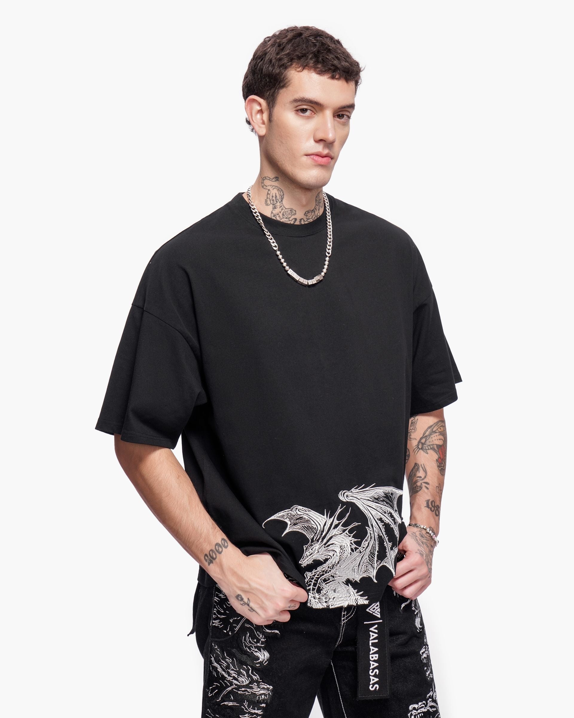"KUNJI" TEE - BLACK