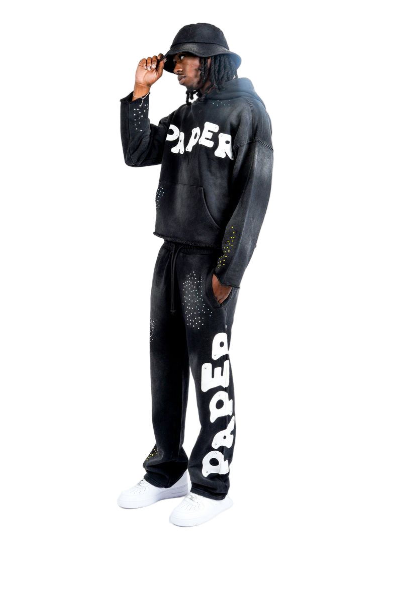 Model View of the Paper Money PAPER SWEATPANTS in Black